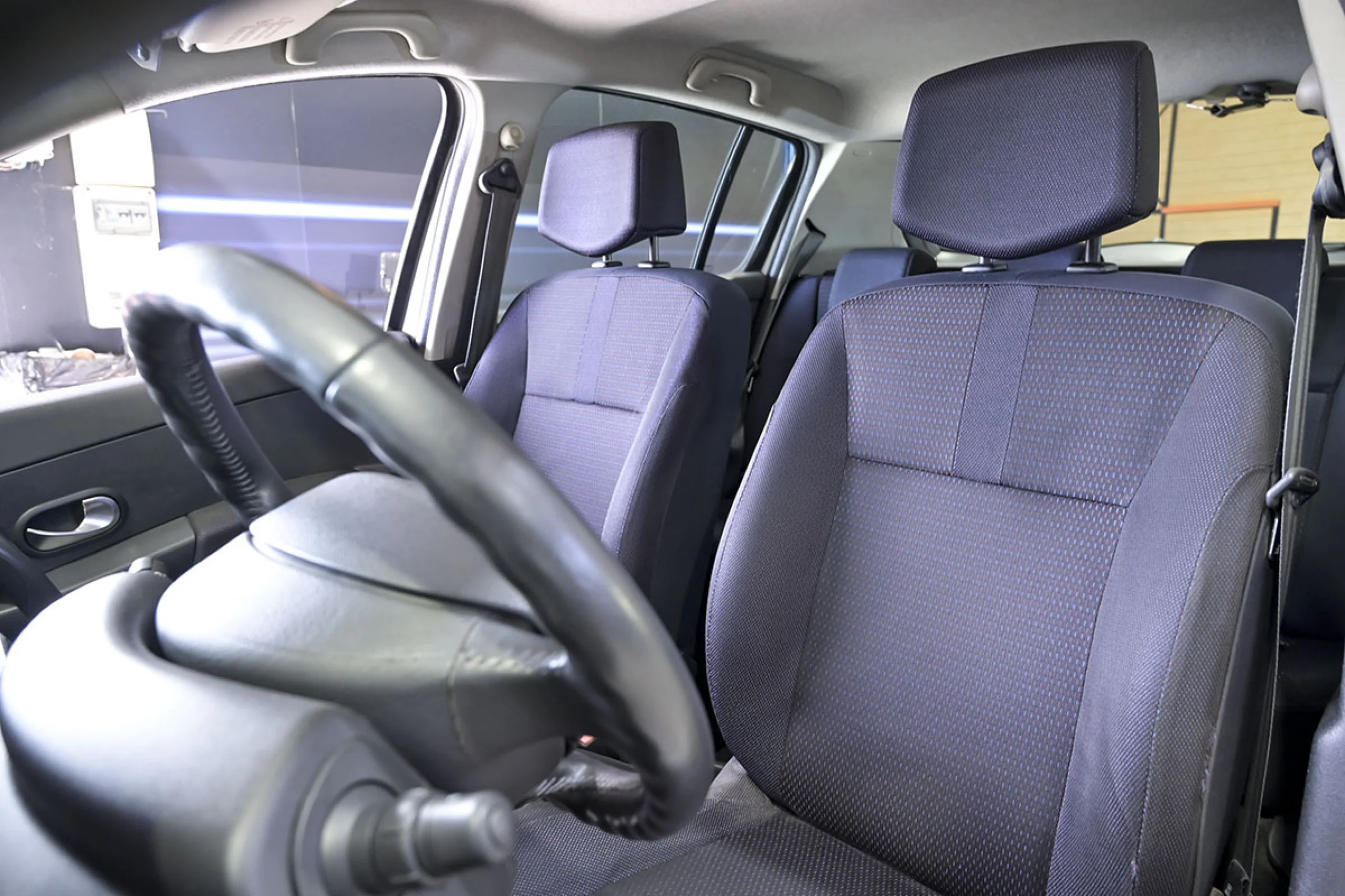 Renault Clio Dynamique 1.5DCI85 - Foto 9