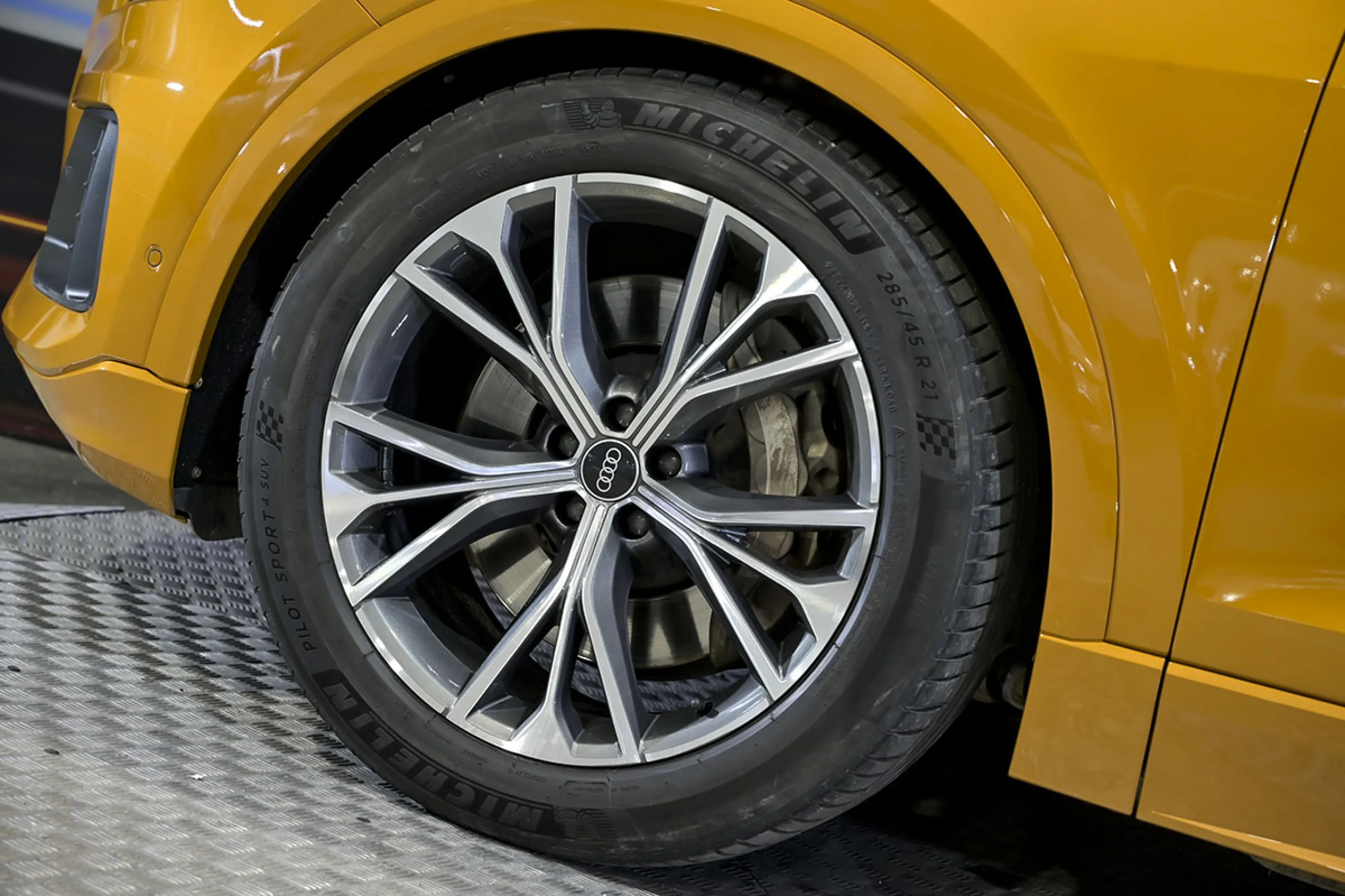 Audi Q8 55 TFSIe 280kW 381CV quattro tiptronic - Foto 16