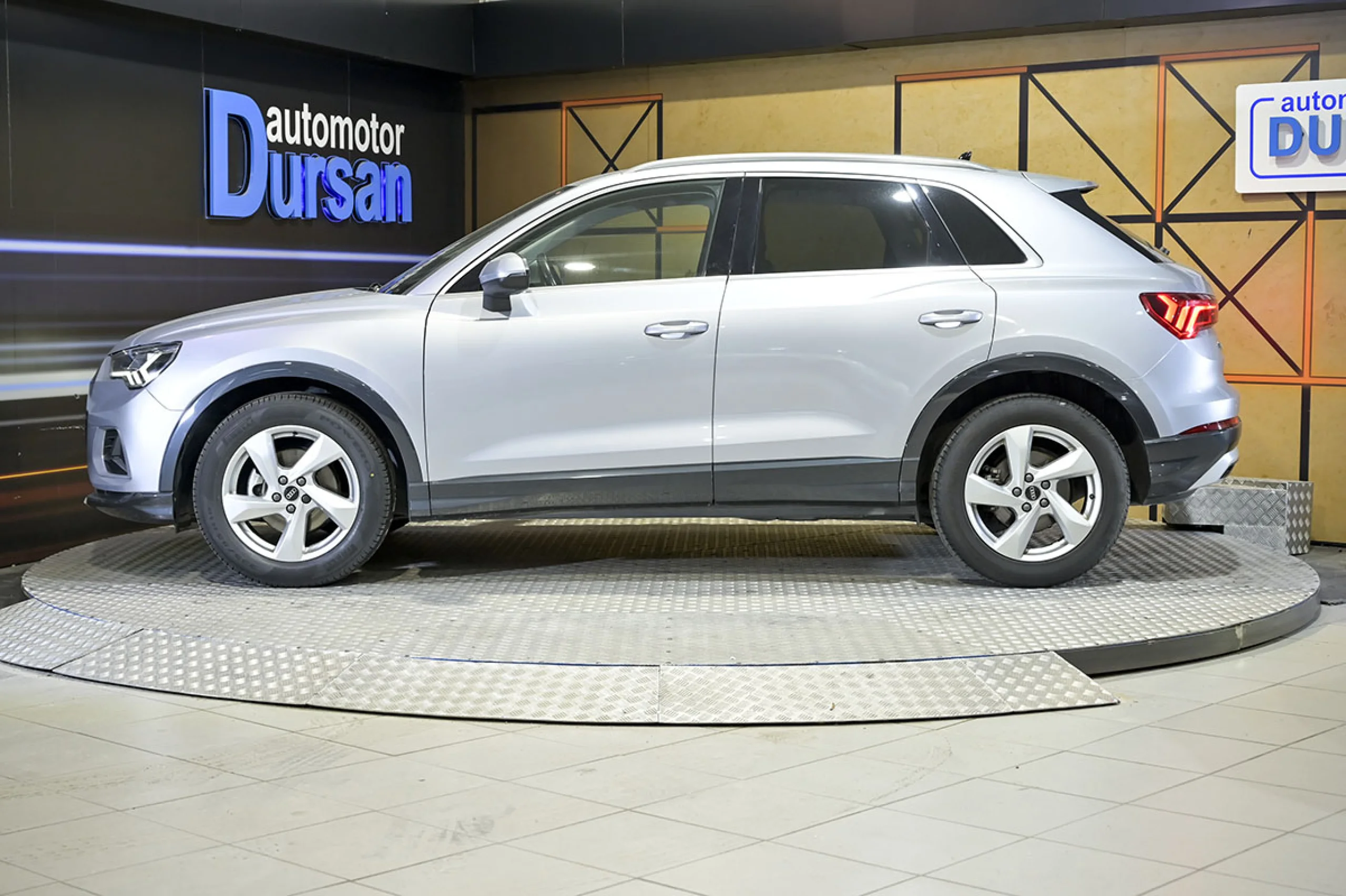 Audi Q3 Advanced 35 TDI 110kW 150CV S tronic - Foto 19