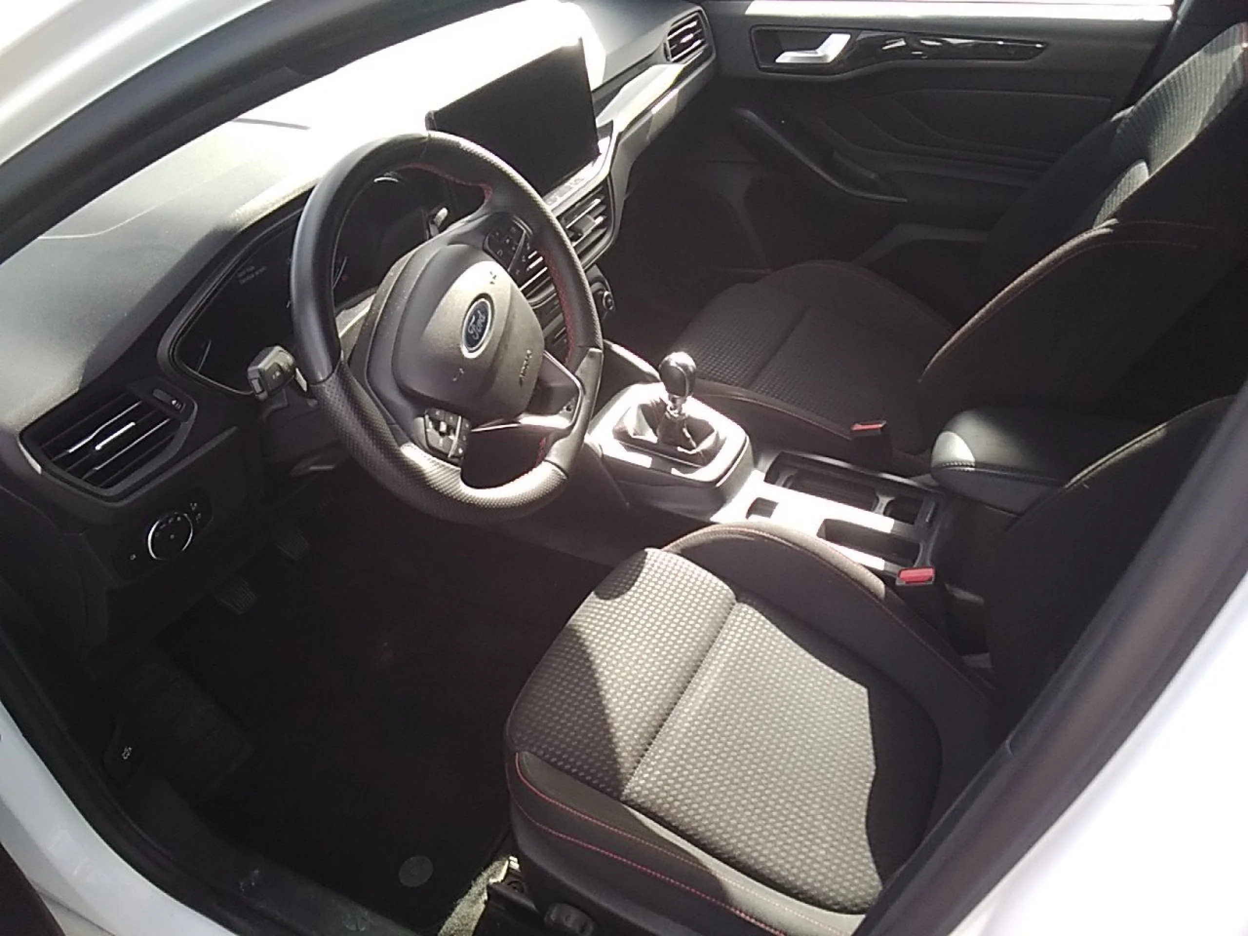 Ford Focus 1.0 Ecoboost MHEV 114kW ST-Line SB - Foto 7