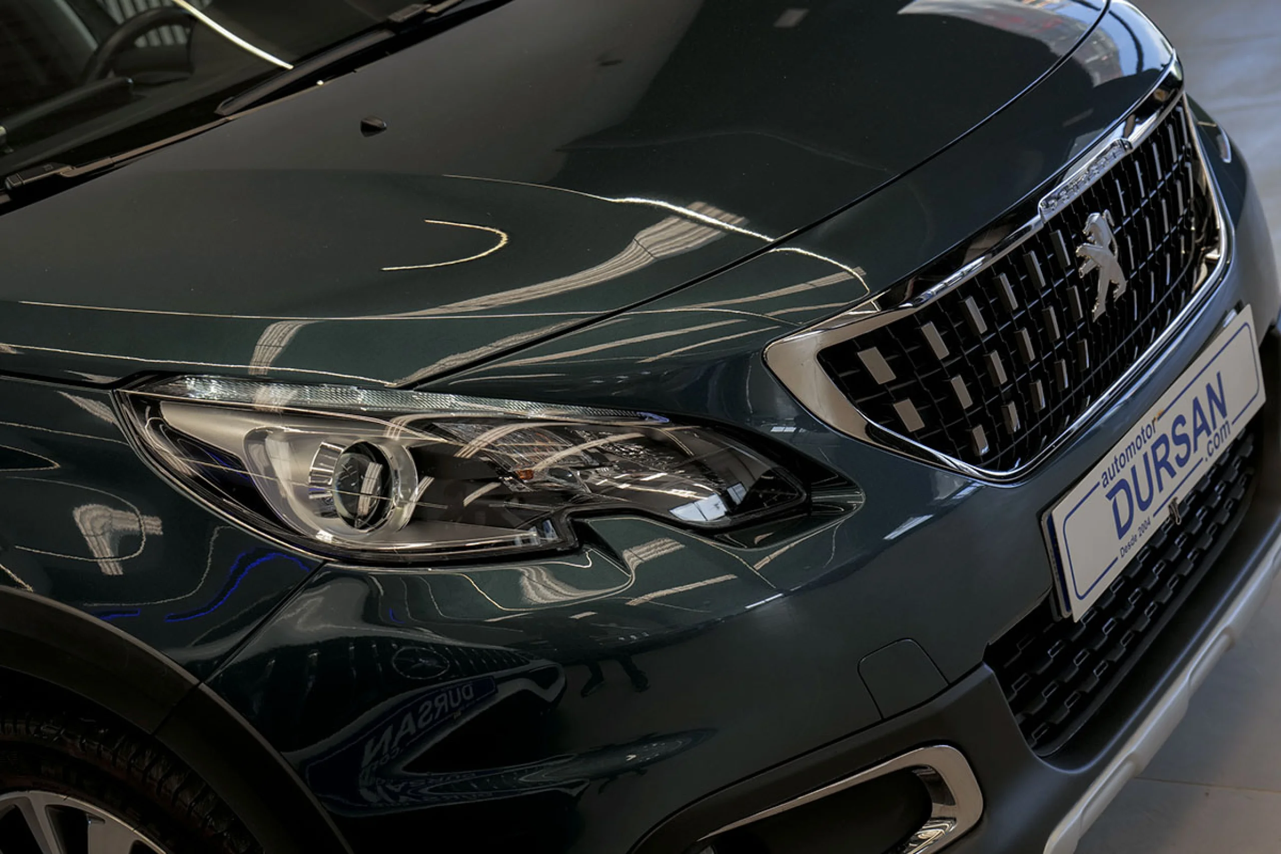Peugeot 2008 Allure BlueHDi 120 SS EAT6 - Foto 18