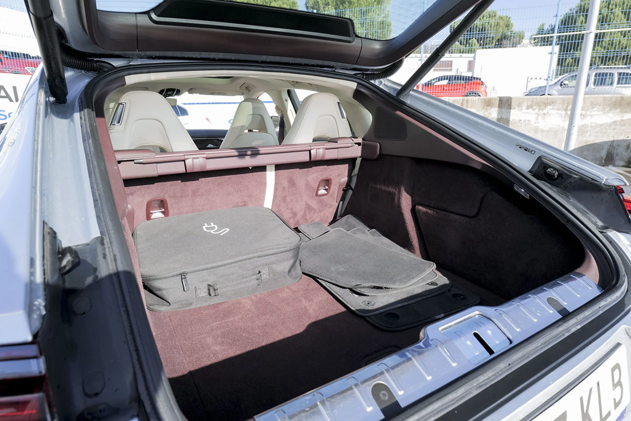 Porsche Panamera 4 EHybrid - Foto 10