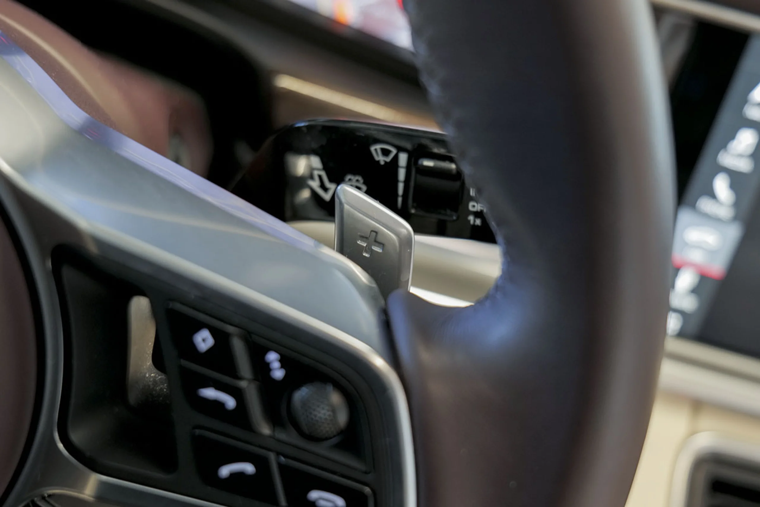 Porsche Panamera 4 EHybrid - Foto 27