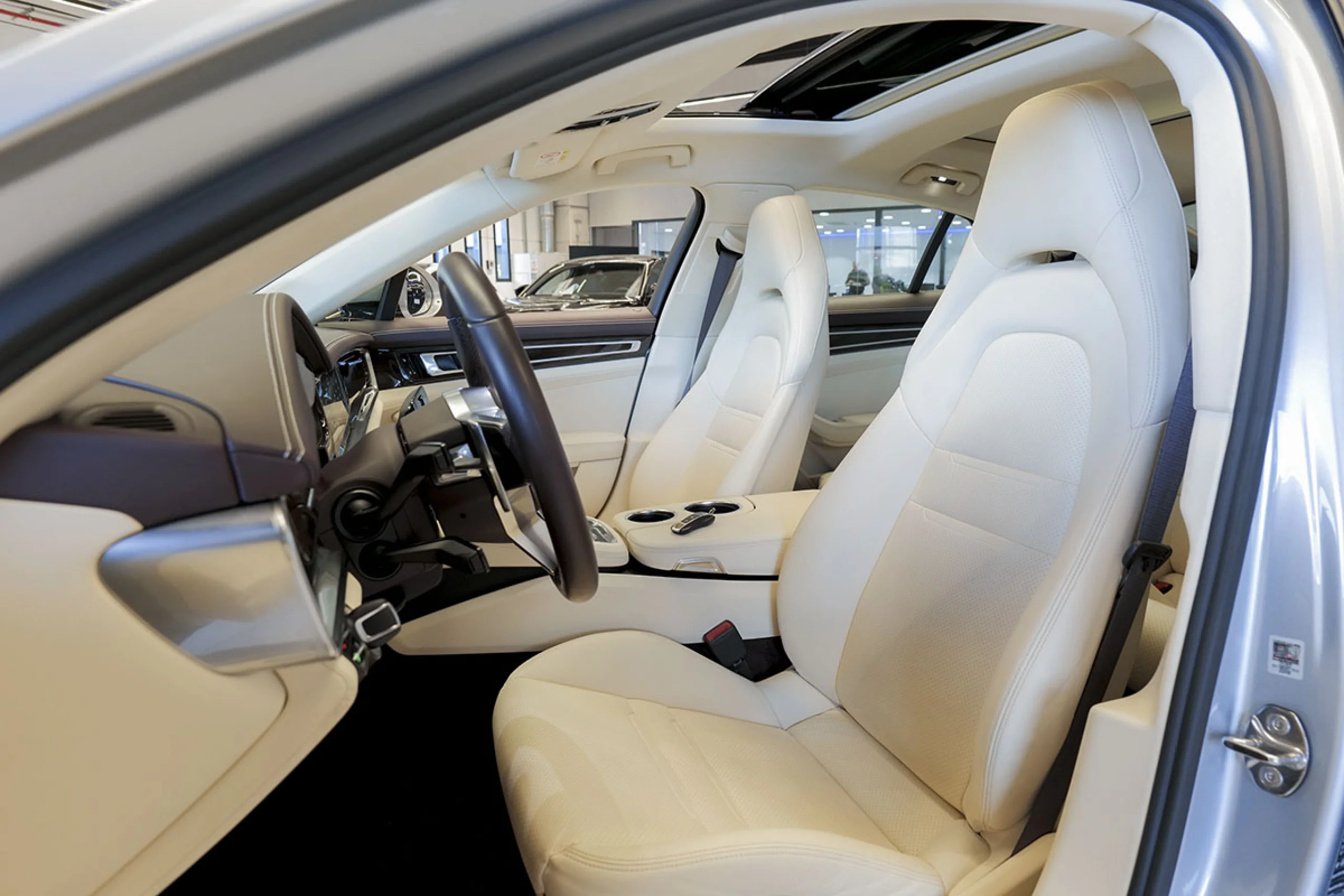 Porsche Panamera 4 EHybrid - Foto 37