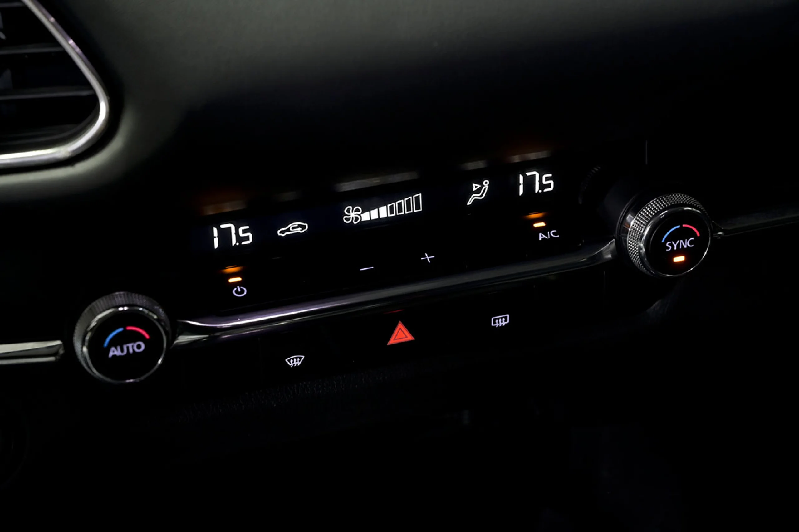 Mazda CX-30 SKYACTIVX 2.0 132 kW Evolution - Foto 30