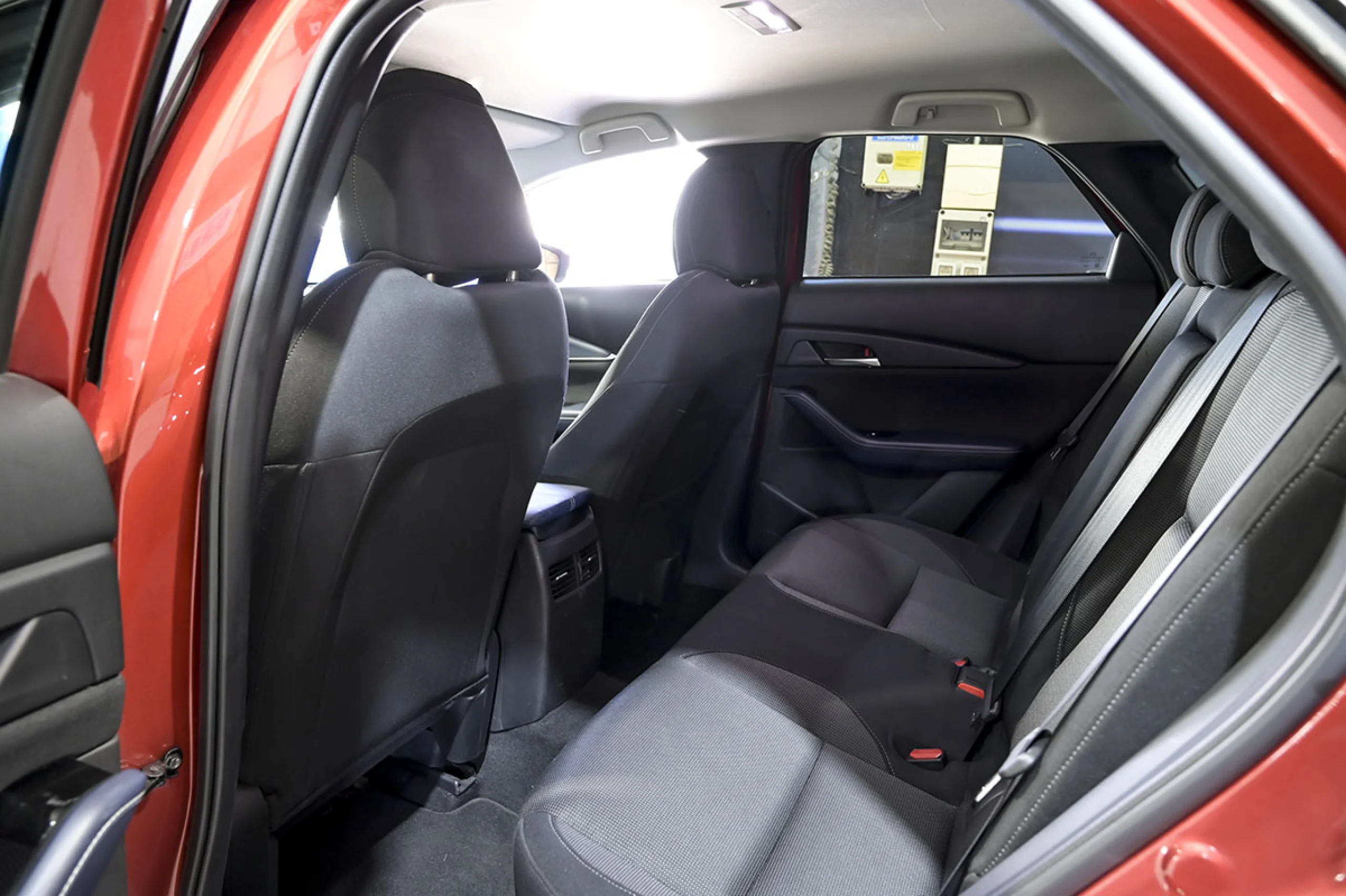 Mazda CX-30 SKYACTIVX 2.0 132 kW Evolution - Foto 15