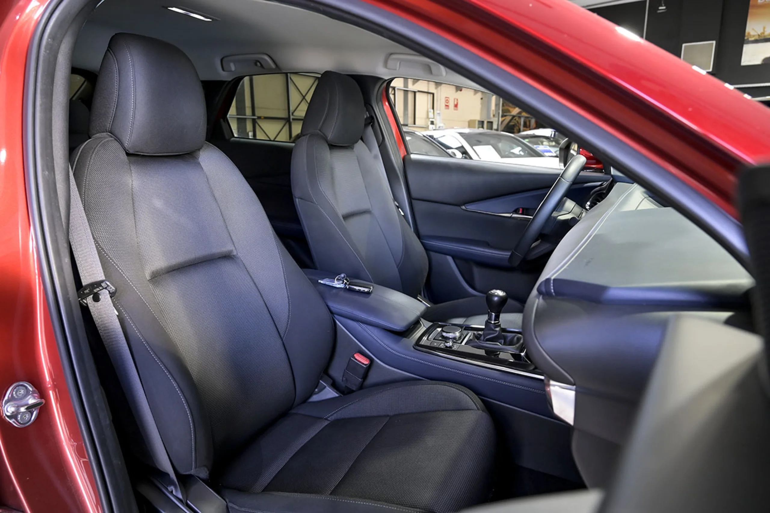 Mazda CX-30 SKYACTIVX 2.0 132 kW Evolution - Foto 34