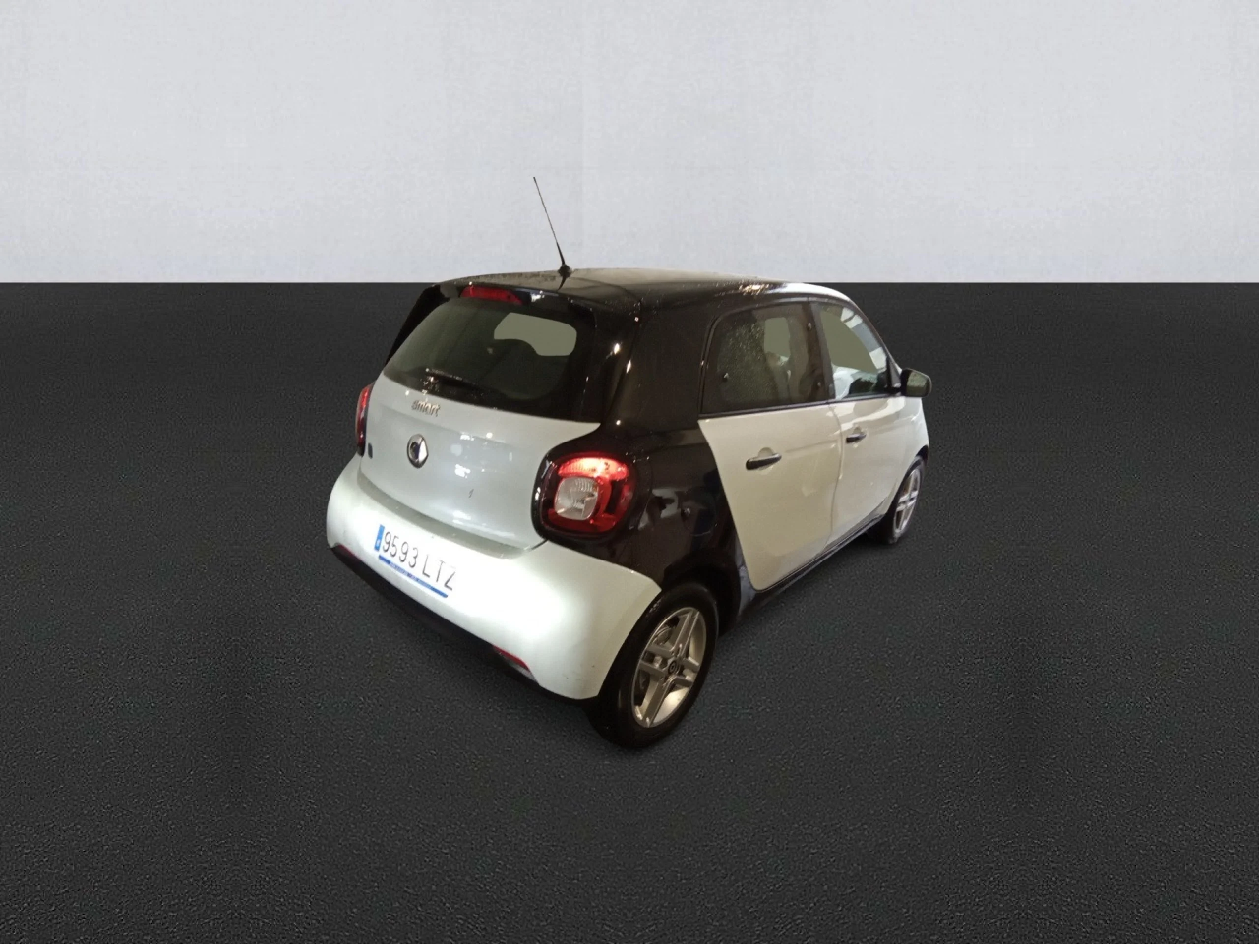 Smart Forfour 60kW(81CV) EQ - Foto 4