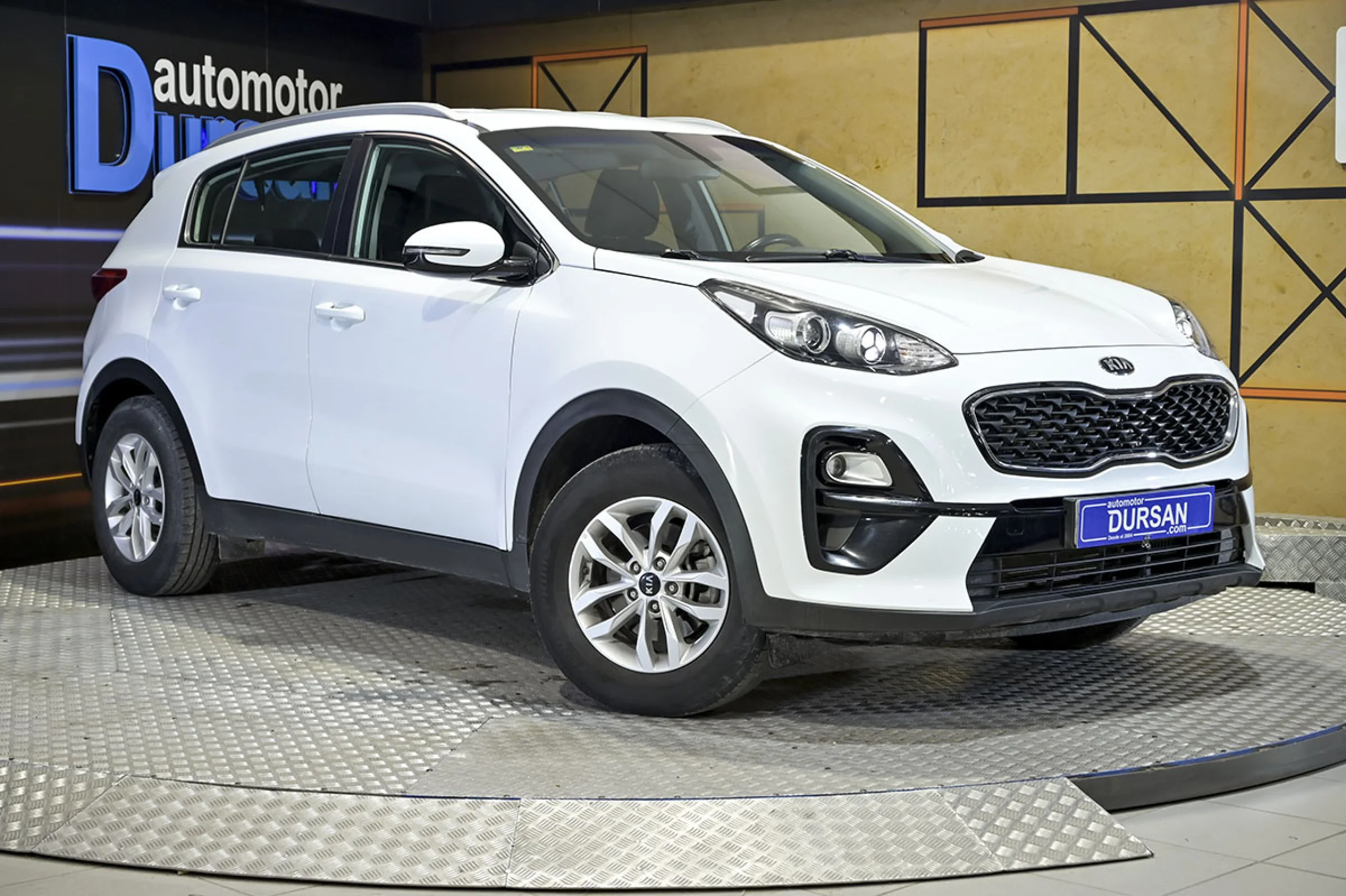 Kia Sportage 1.6 CRDi VGT 85kW 115CV Business 4x2 - Foto 3