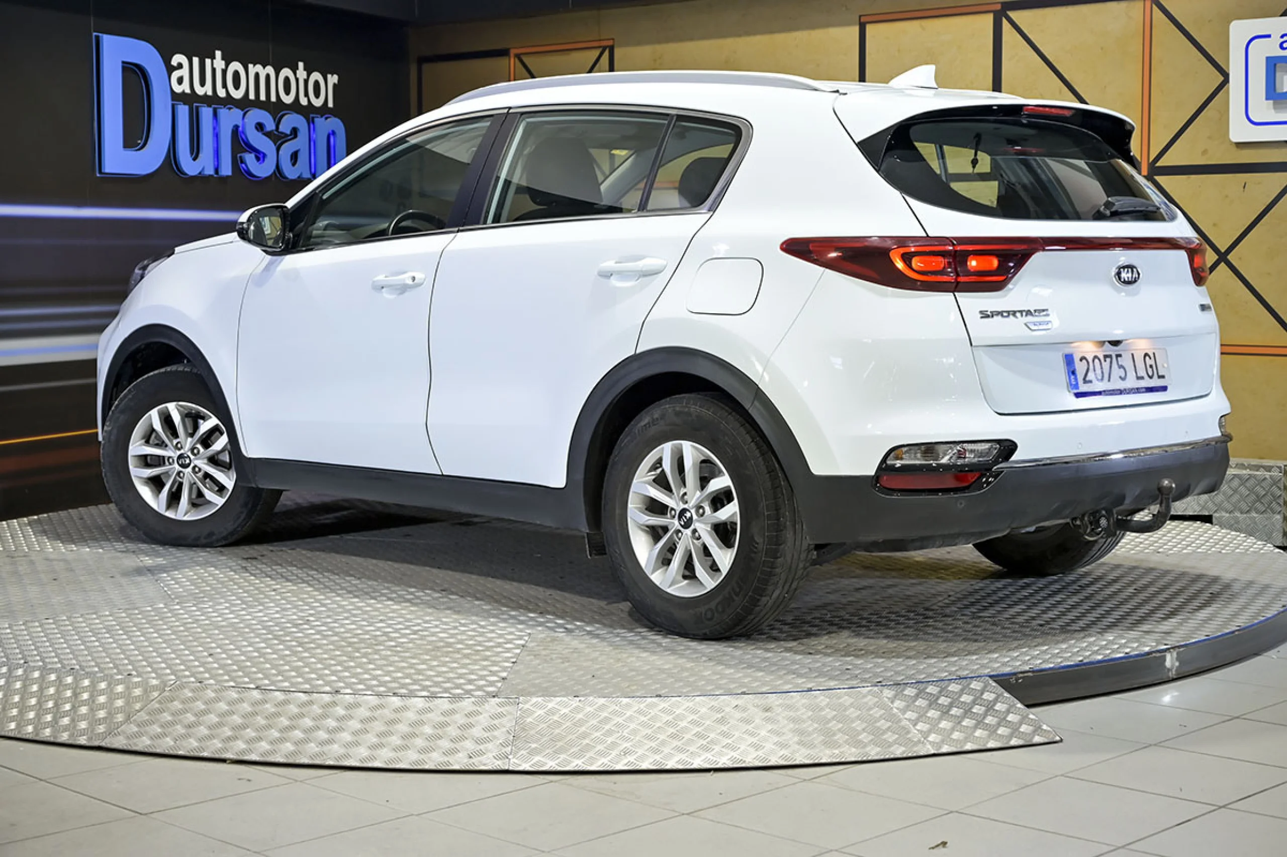 Kia Sportage 1.6 CRDi VGT 85kW 115CV Business 4x2 - Foto 4