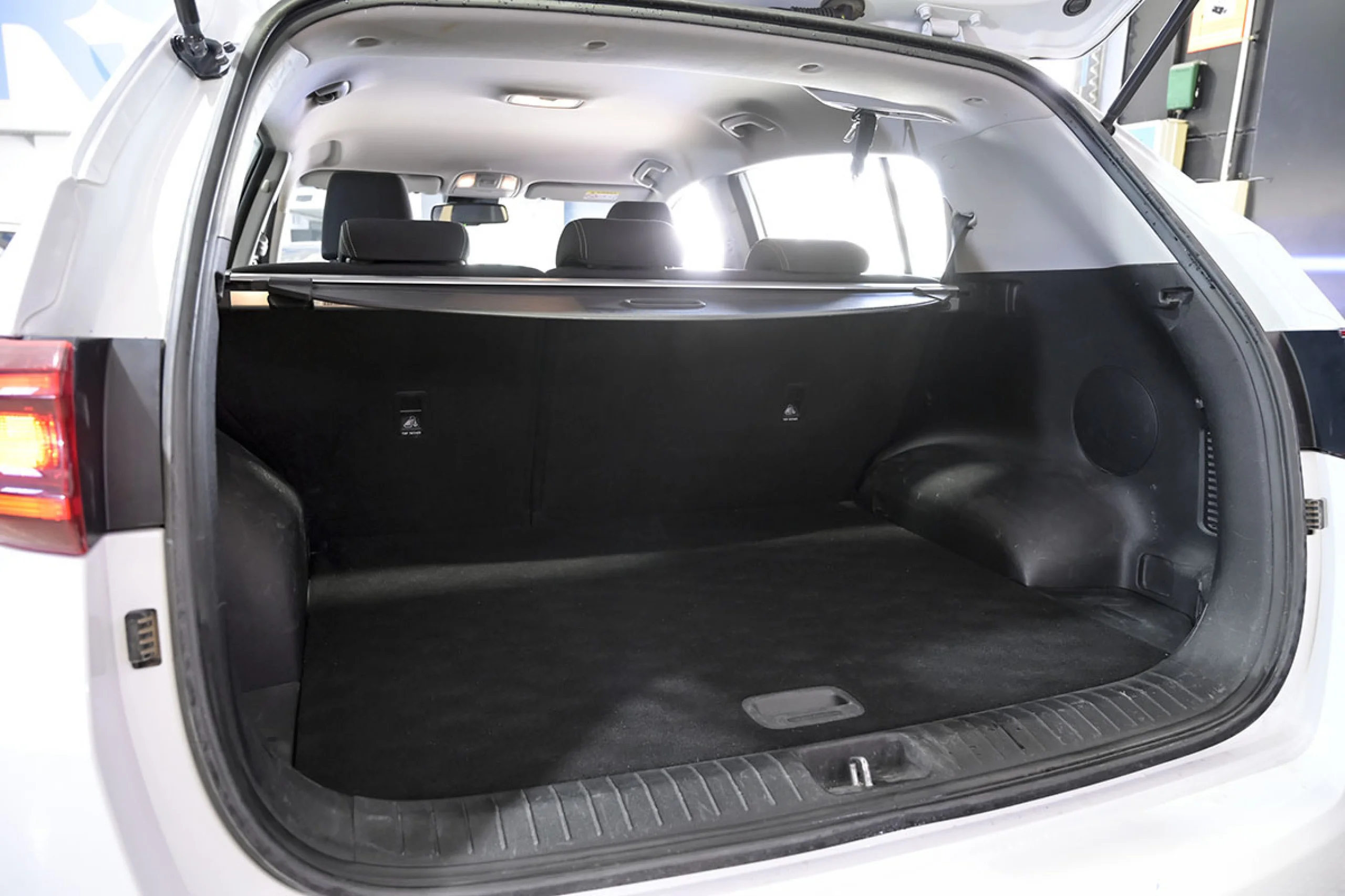 Kia Sportage 1.6 CRDi VGT 85kW 115CV Business 4x2 - Foto 12