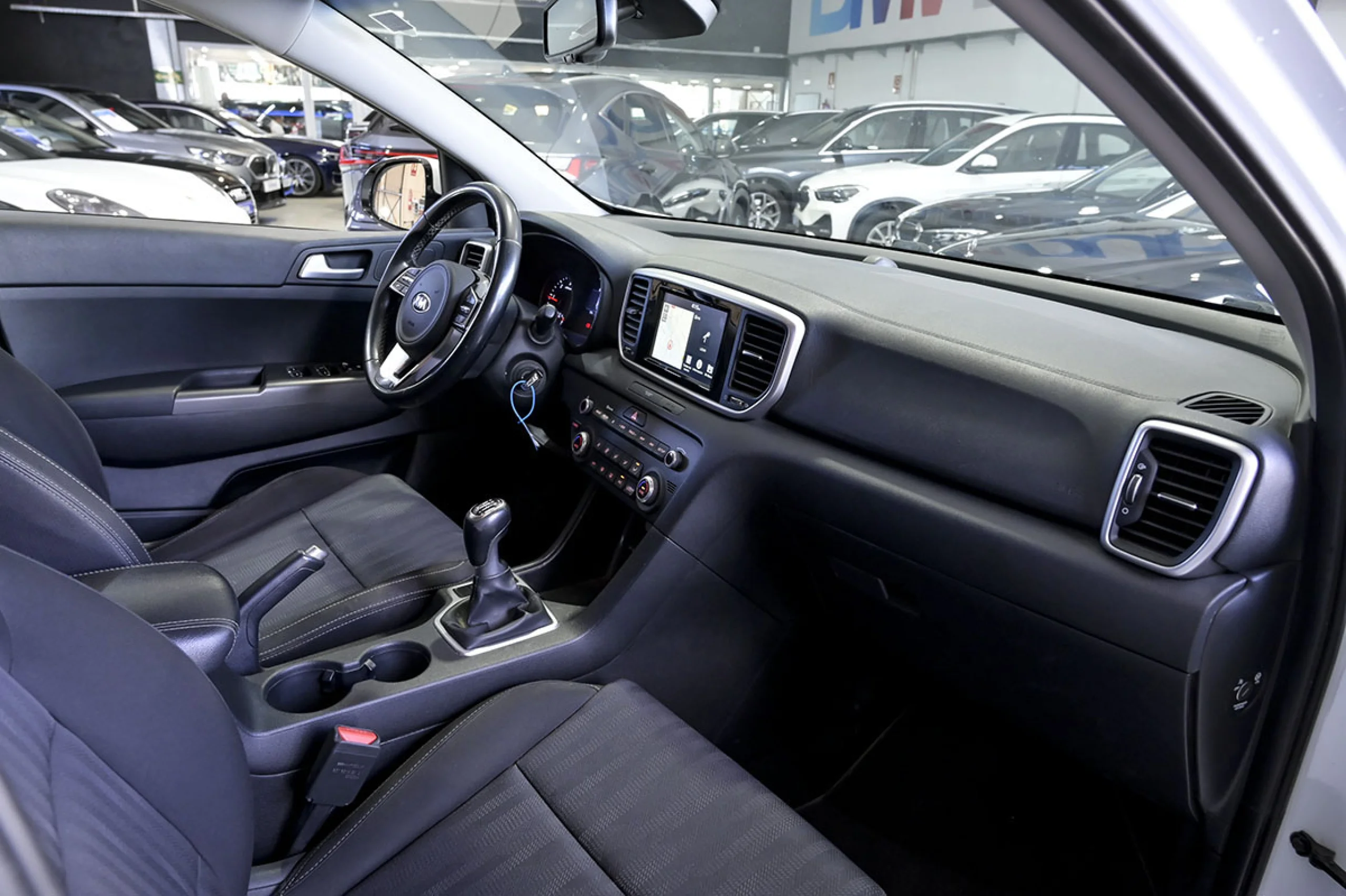 Kia Sportage 1.6 CRDi VGT 85kW 115CV Business 4x2 - Foto 35