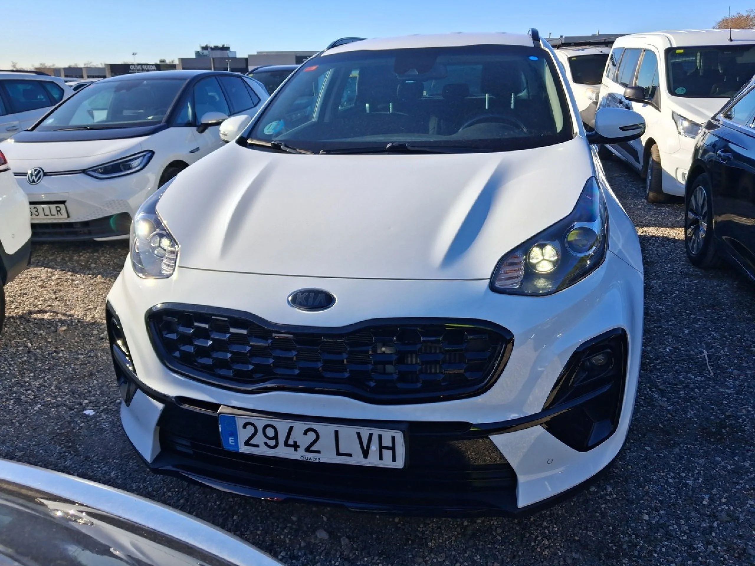 Kia Sportage 1.6 MHEV Black Edition 100kW (136CV) 4x2 - Foto 2