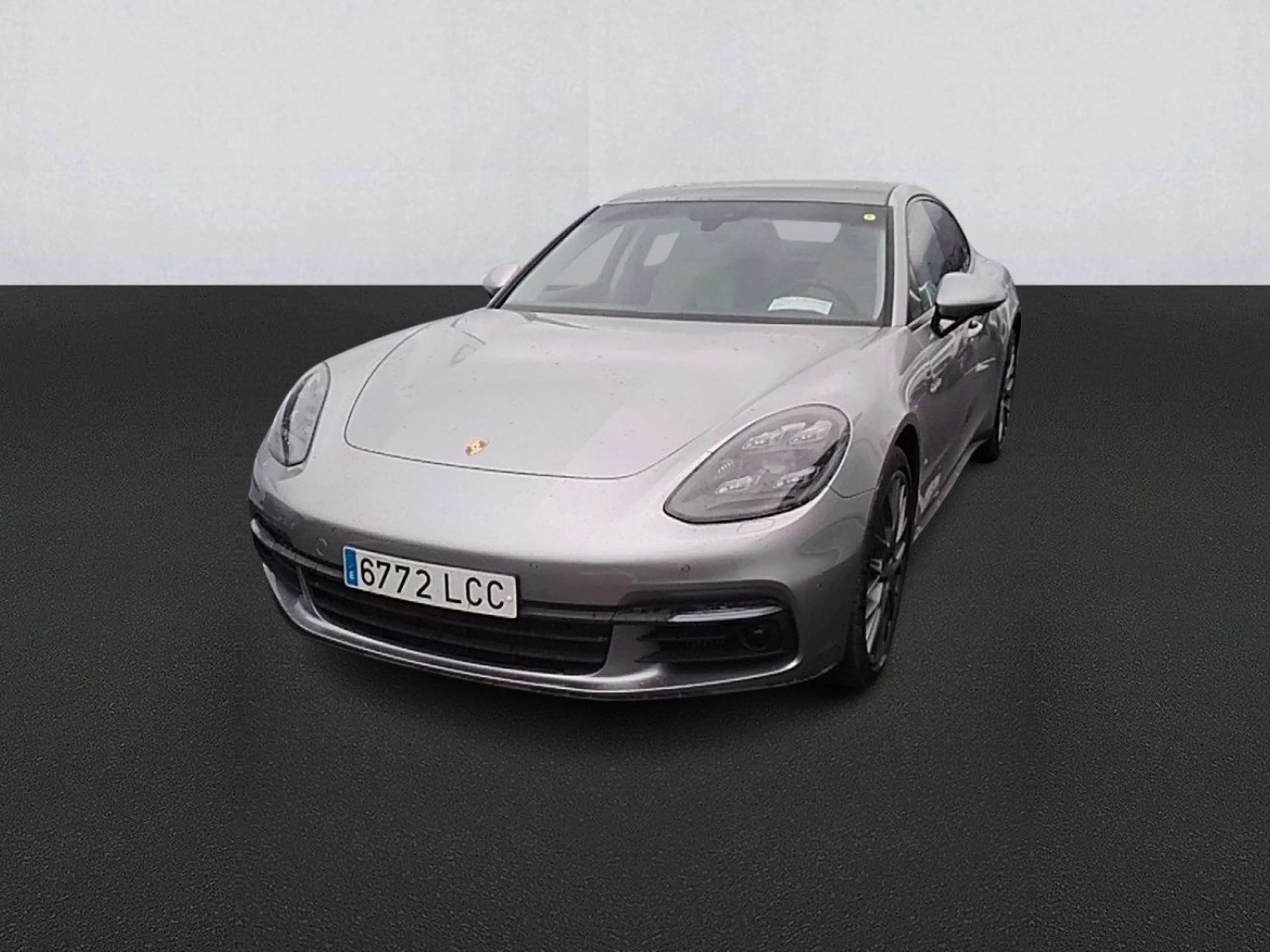 Porsche Panamera 4 E-Hybrid - Foto 1