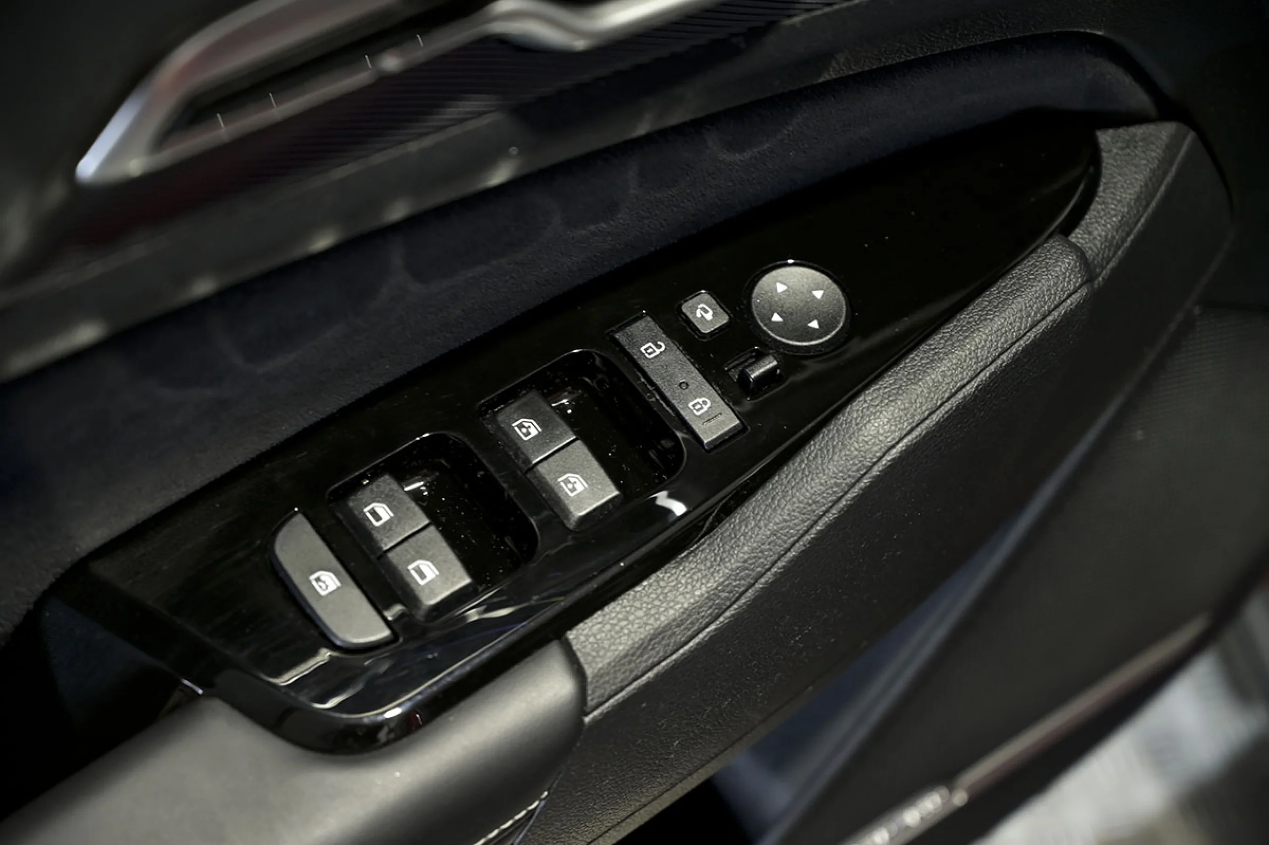 Kia Sportage 1.6 TGDi HEV 171kW 230CV GTline 4x2 - Foto 24