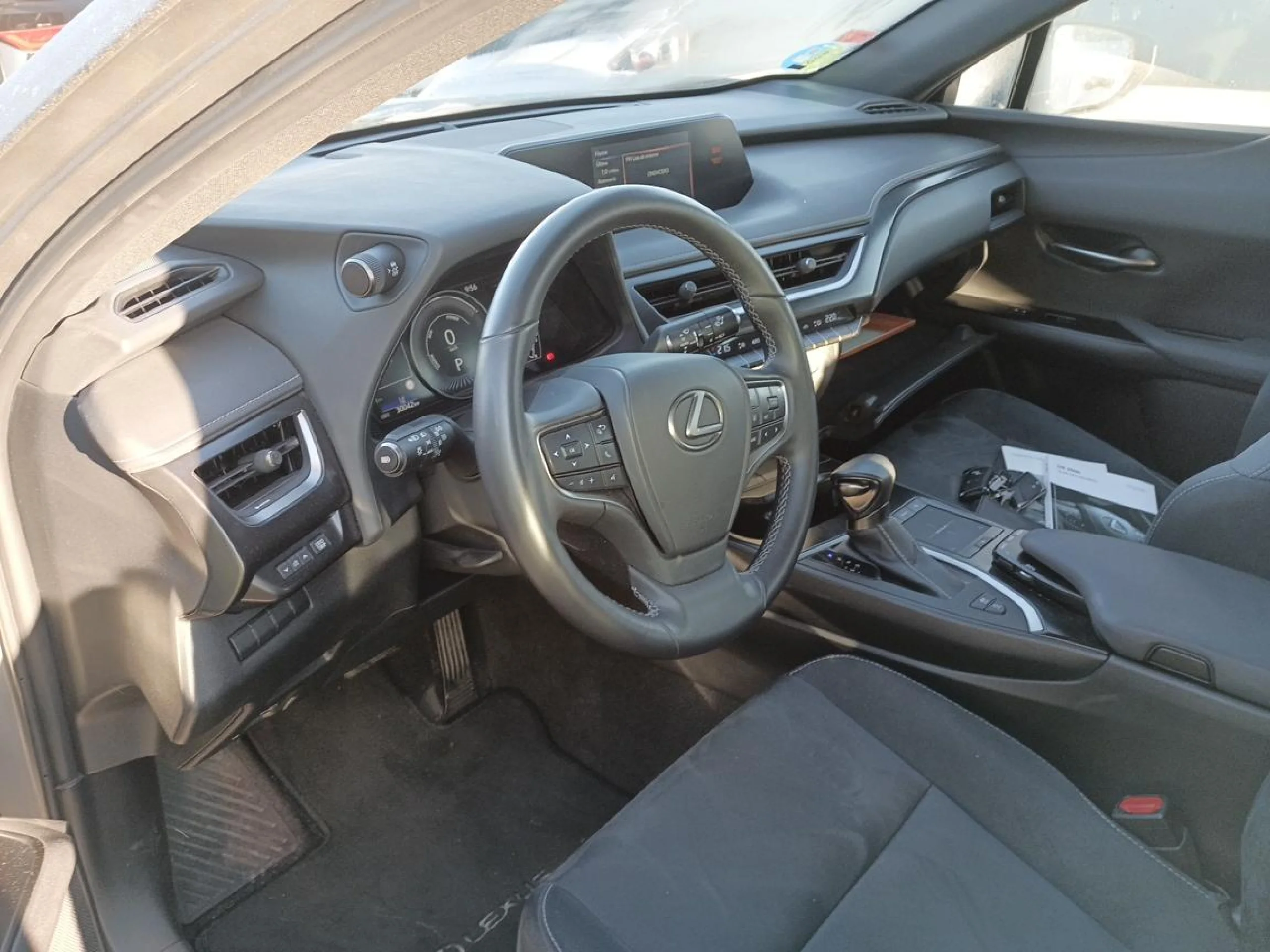 Lexus UX 250h UX 2.0 250h Business - Foto 5