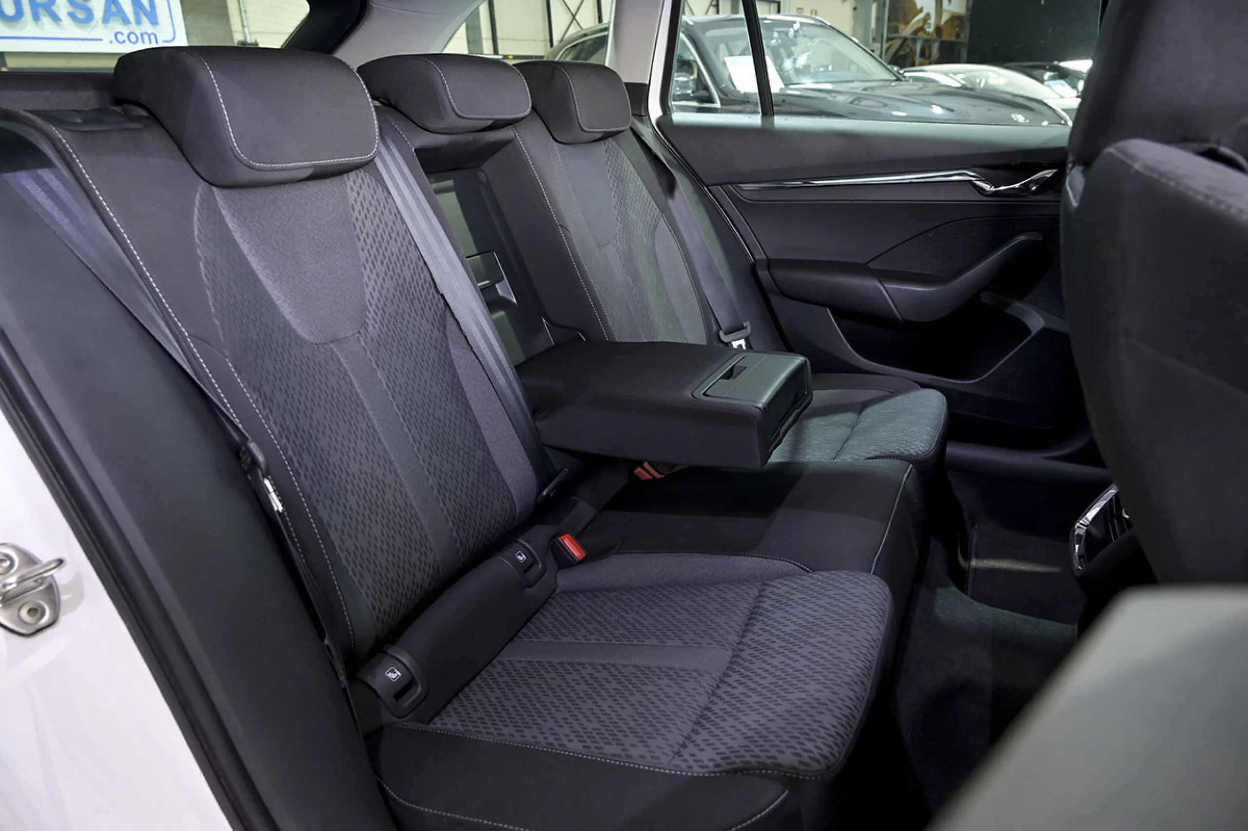 Skoda Octavia Combi 1.4 TSI 110kW150kW DSG PHEV Ambit - Foto 17