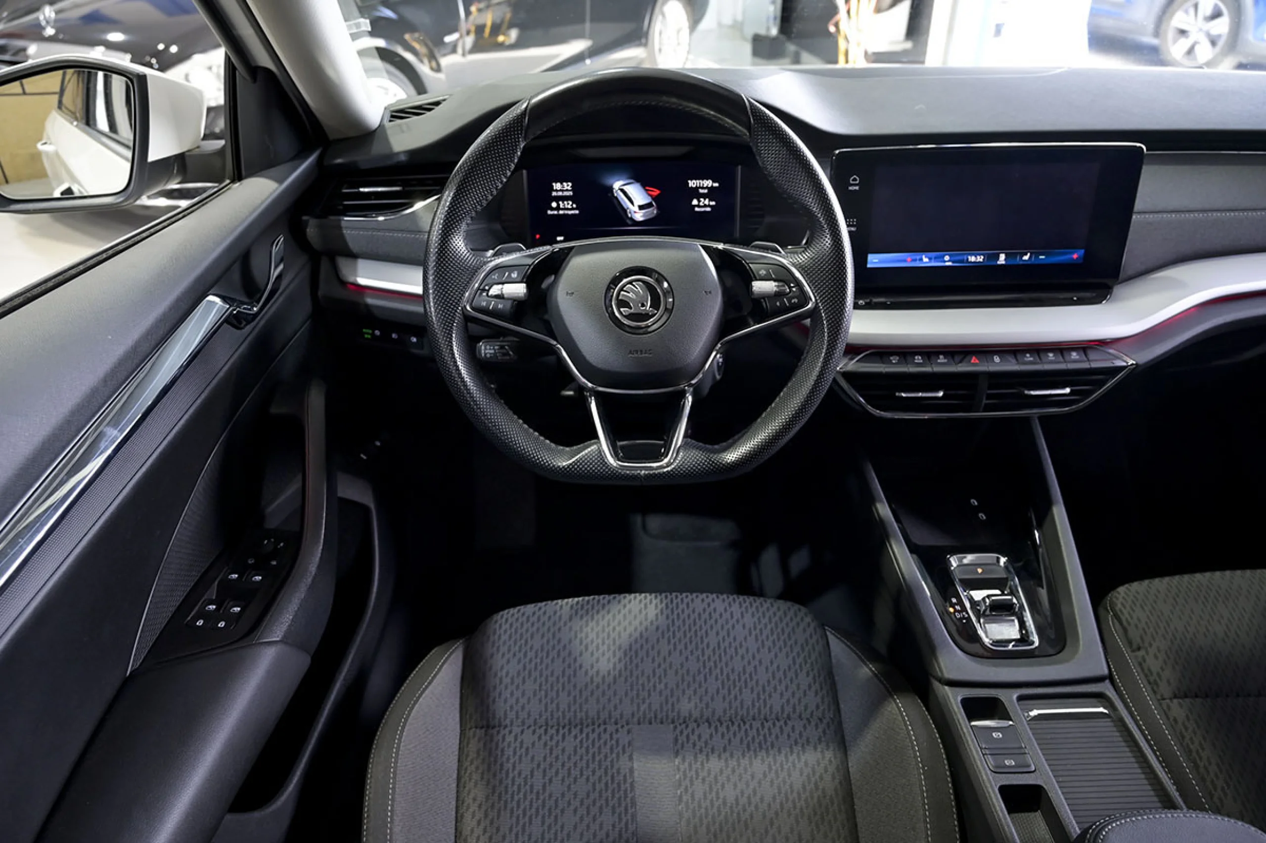 Skoda Octavia Combi 1.4 TSI 110kW150kW DSG PHEV Ambit - Foto 40