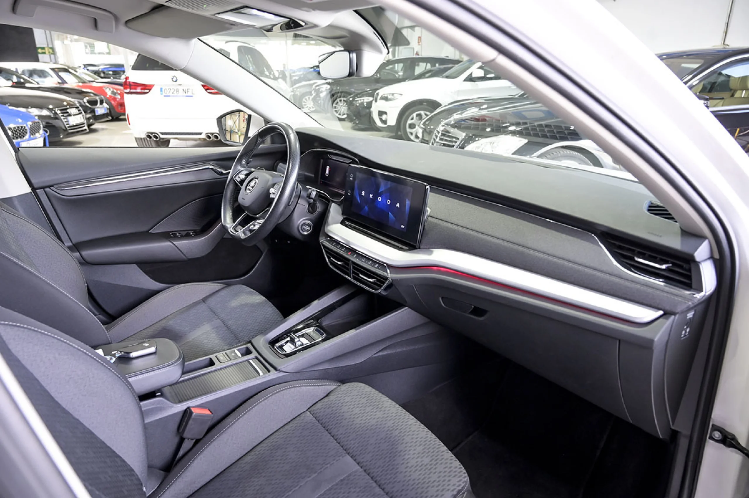 Skoda Octavia Combi 1.4 TSI 110kW150kW DSG PHEV Ambit - Foto 39