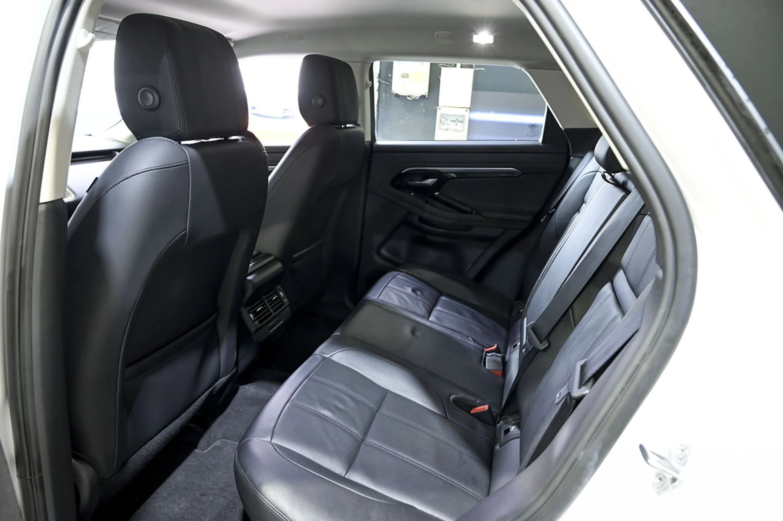 Land Rover Range Rover Evoque 2.0 D150 RDynamic S AUTO 4WD MHEV - Foto 15