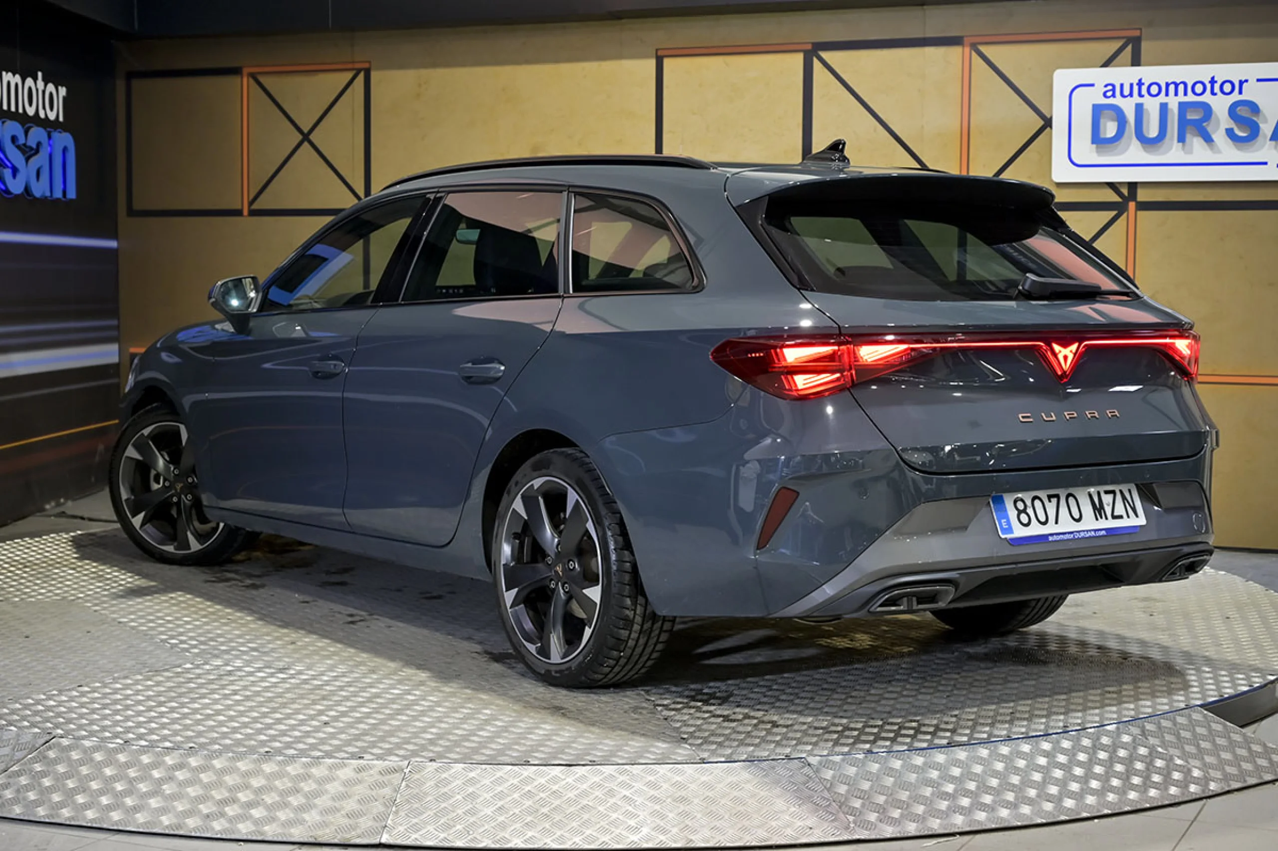 CUPRA León SP 1.5 eTSI 110kW 150CV DSG - Foto 4