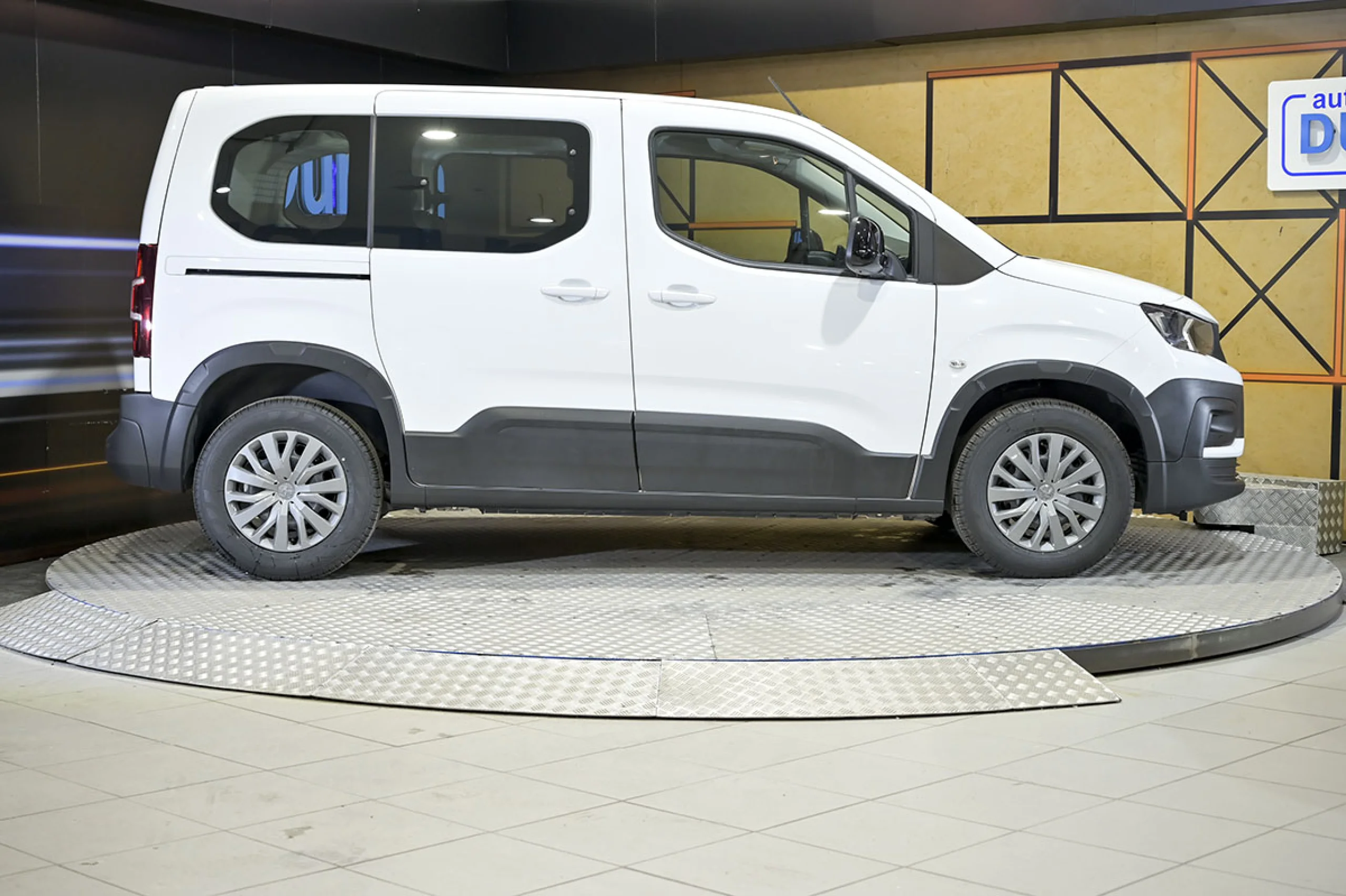 Peugeot Rifter Active Pack Business Std. BlueHDi 100 - Foto 15