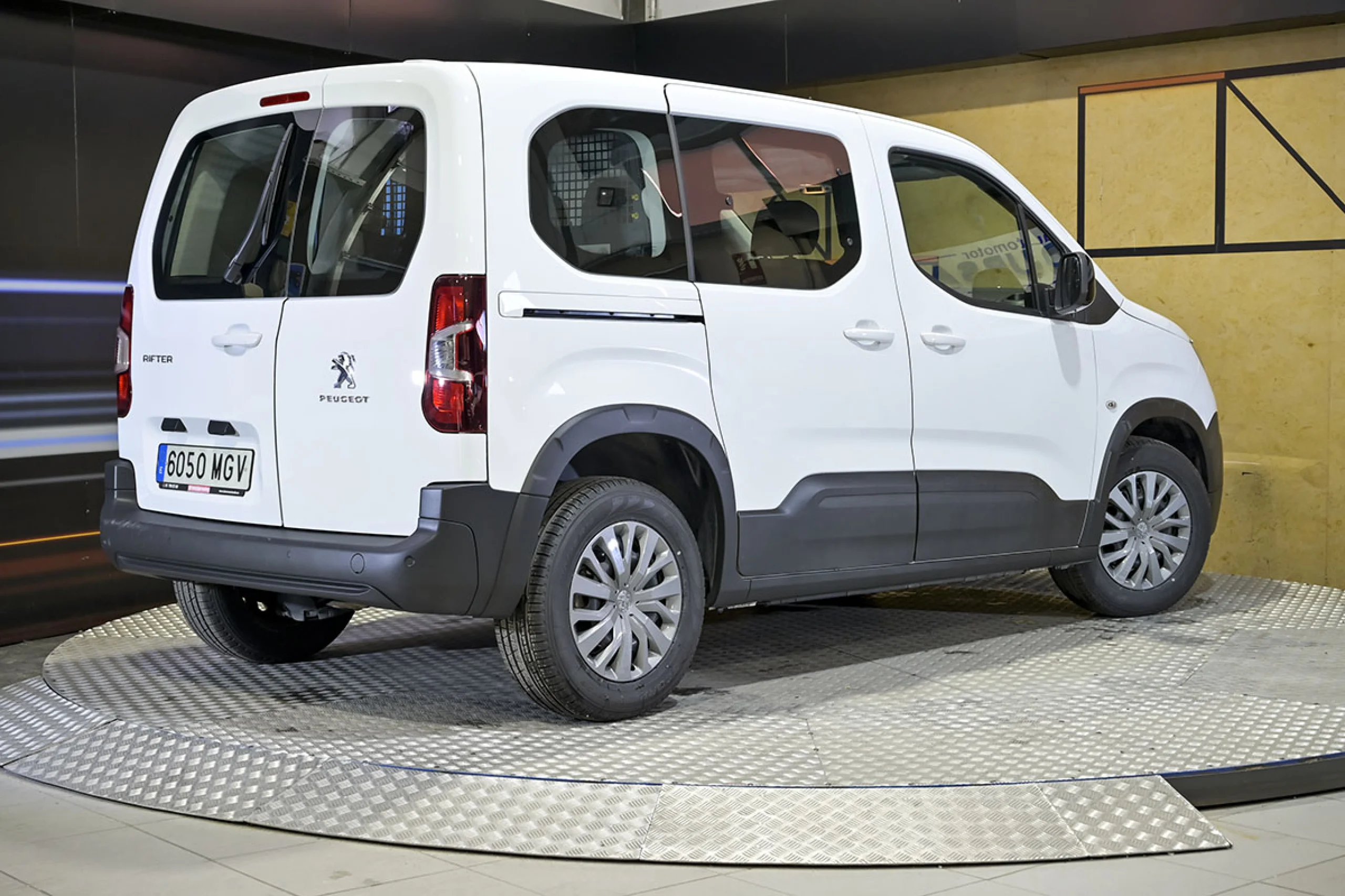 Peugeot Rifter Active Pack Business Std. BlueHDi 100 - Foto 4