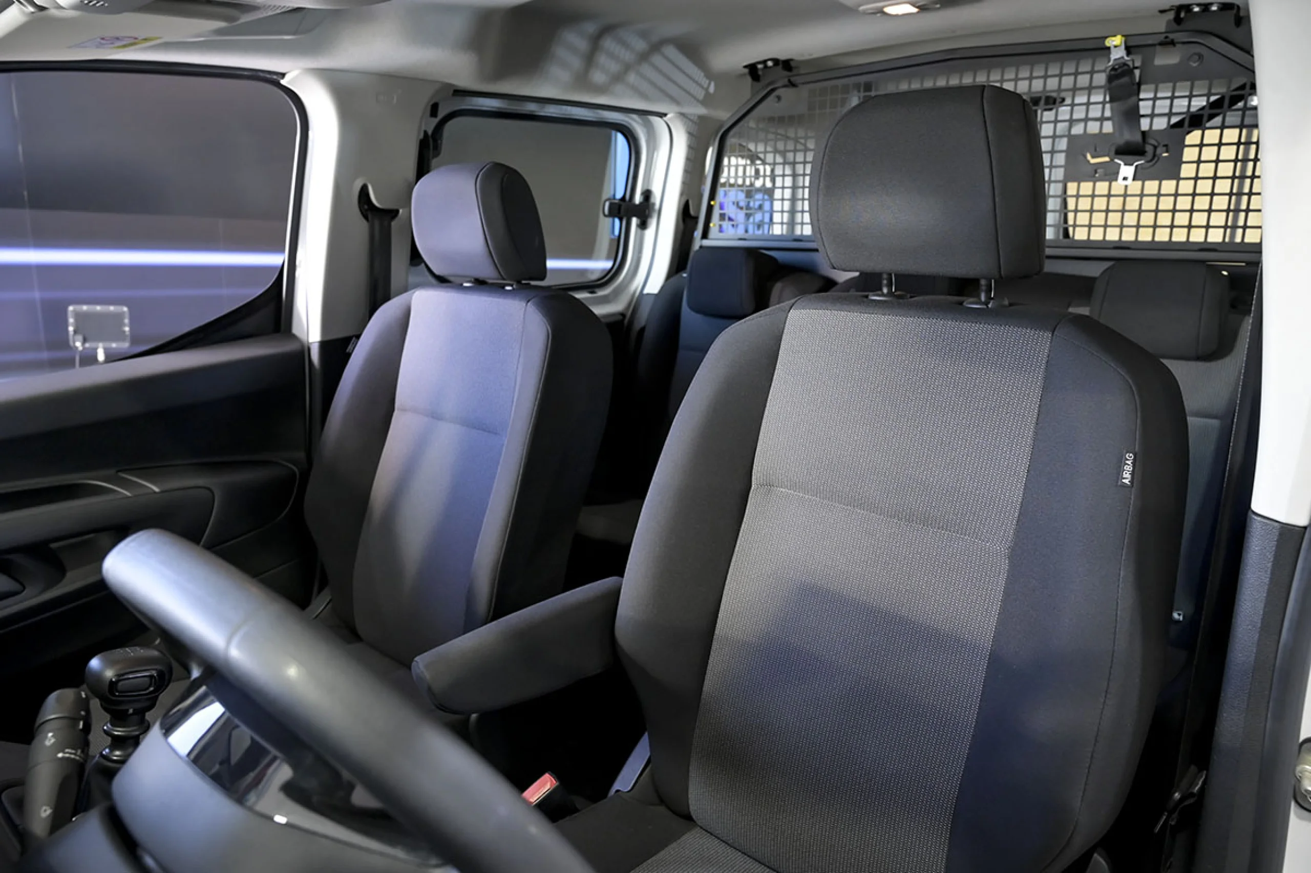 Peugeot Rifter Active Pack Business Std. BlueHDi 100 - Foto 30