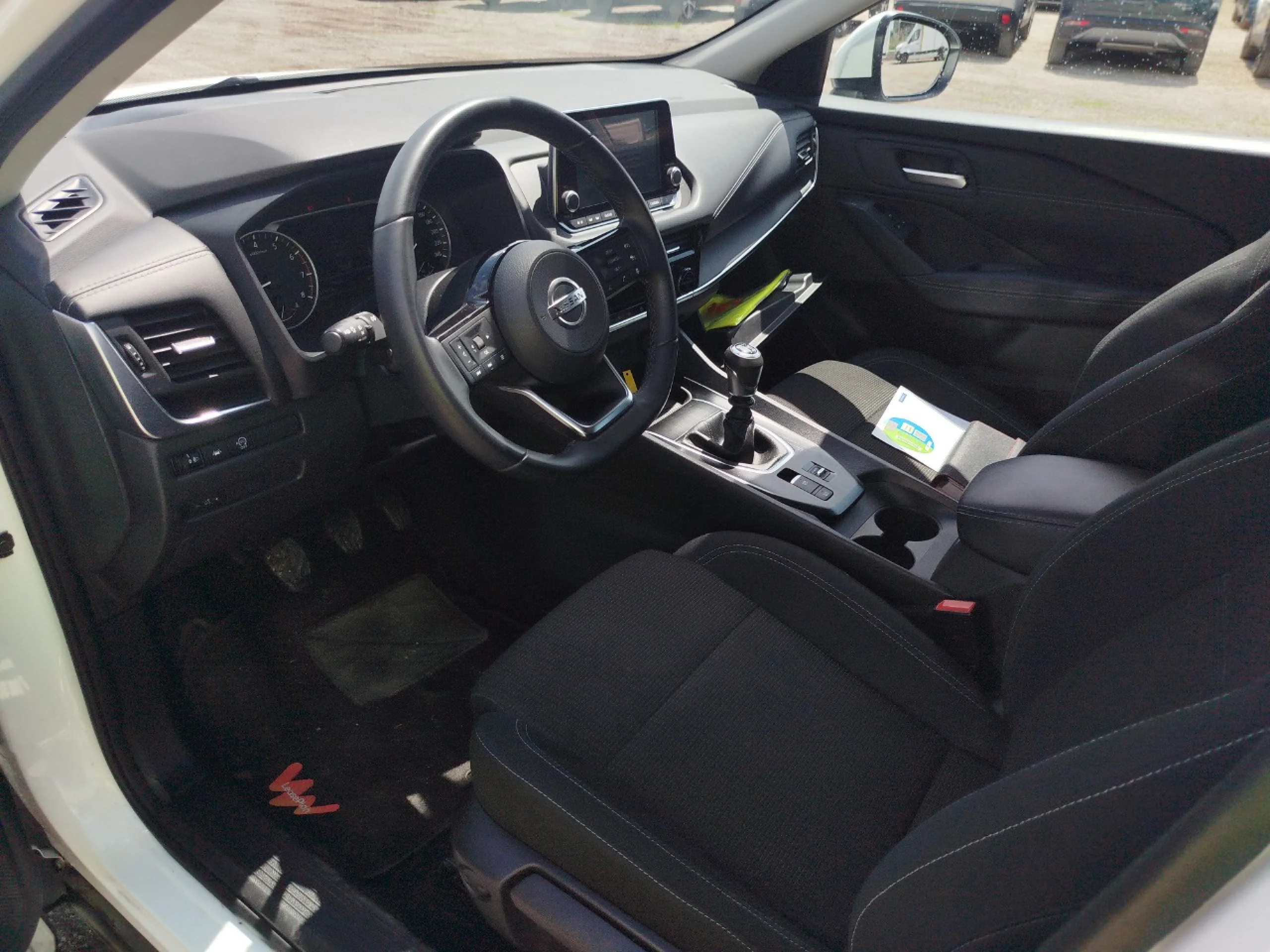 Nissan Qashqai DIG-T 103kW (140CV) mHEV 4x2 Acenta - Foto 7