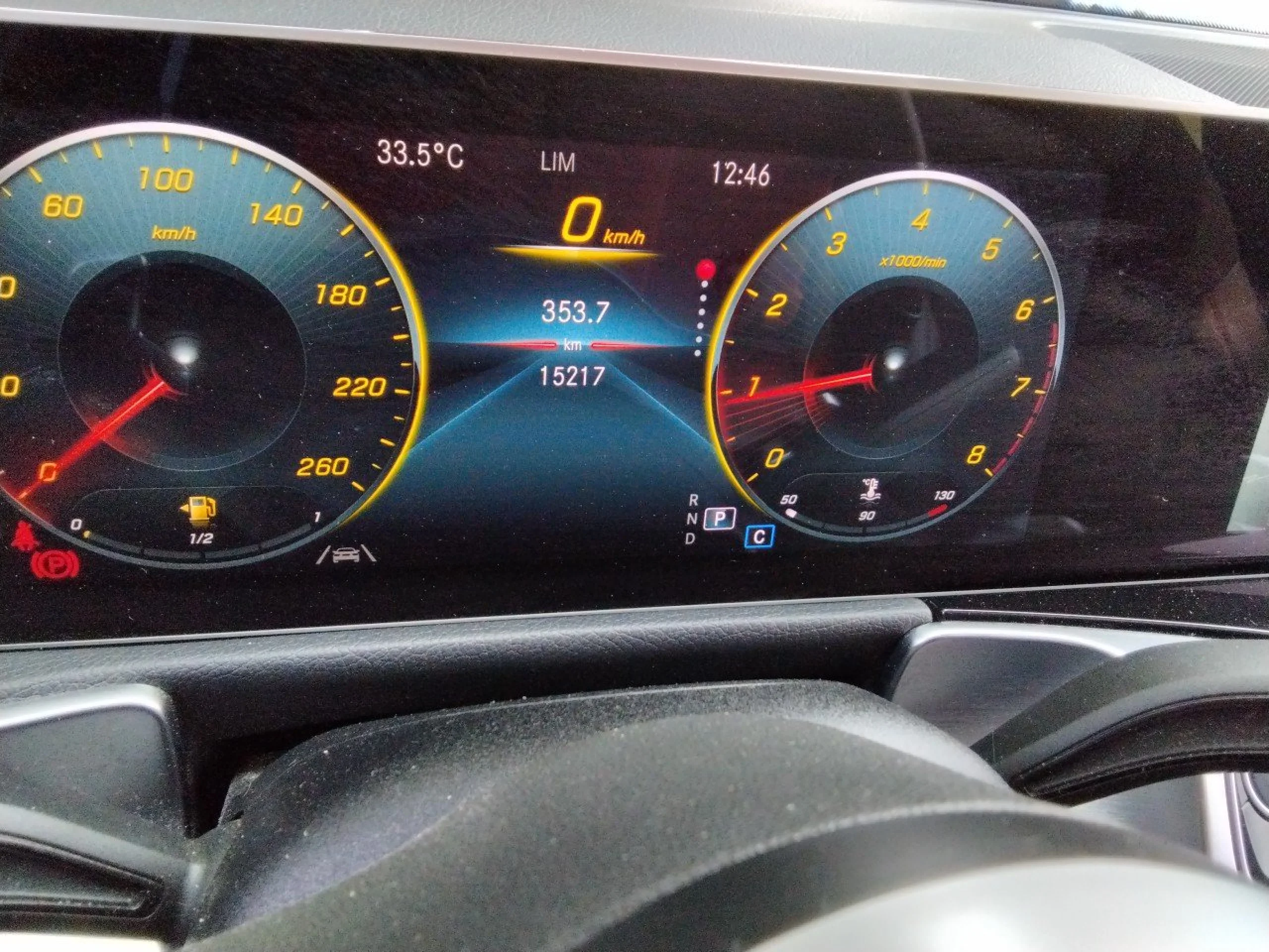 Mercedes-Benz GLB 200 MERCEDES GLB 1.3  200 DCT 120KW (163CV) - Foto 8