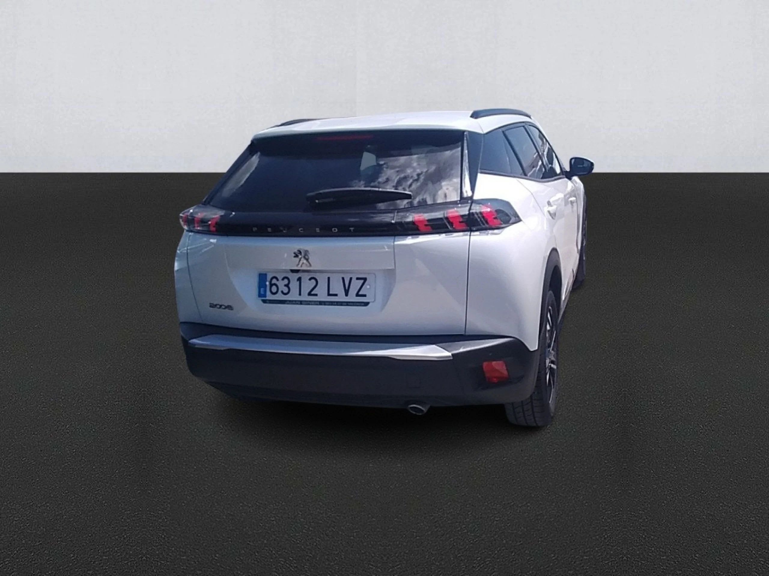 Peugeot 2008 Allure Pack BlueHDI 130 S&amp;S EAT8 - Foto 4