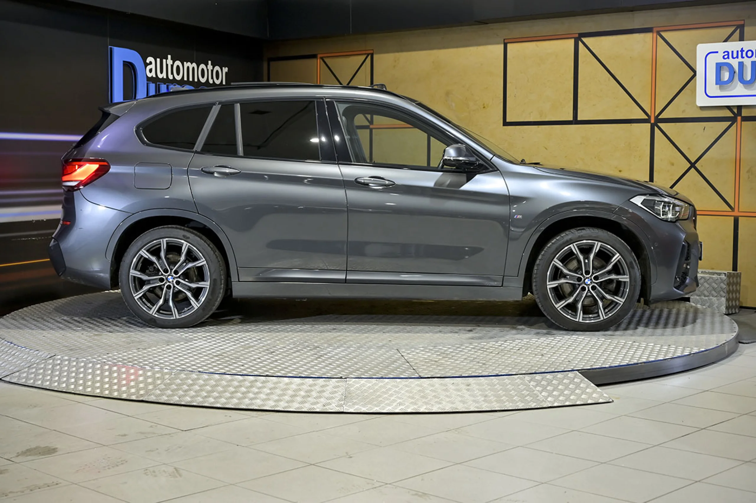 BMW X1 xDrive25e - Foto 20