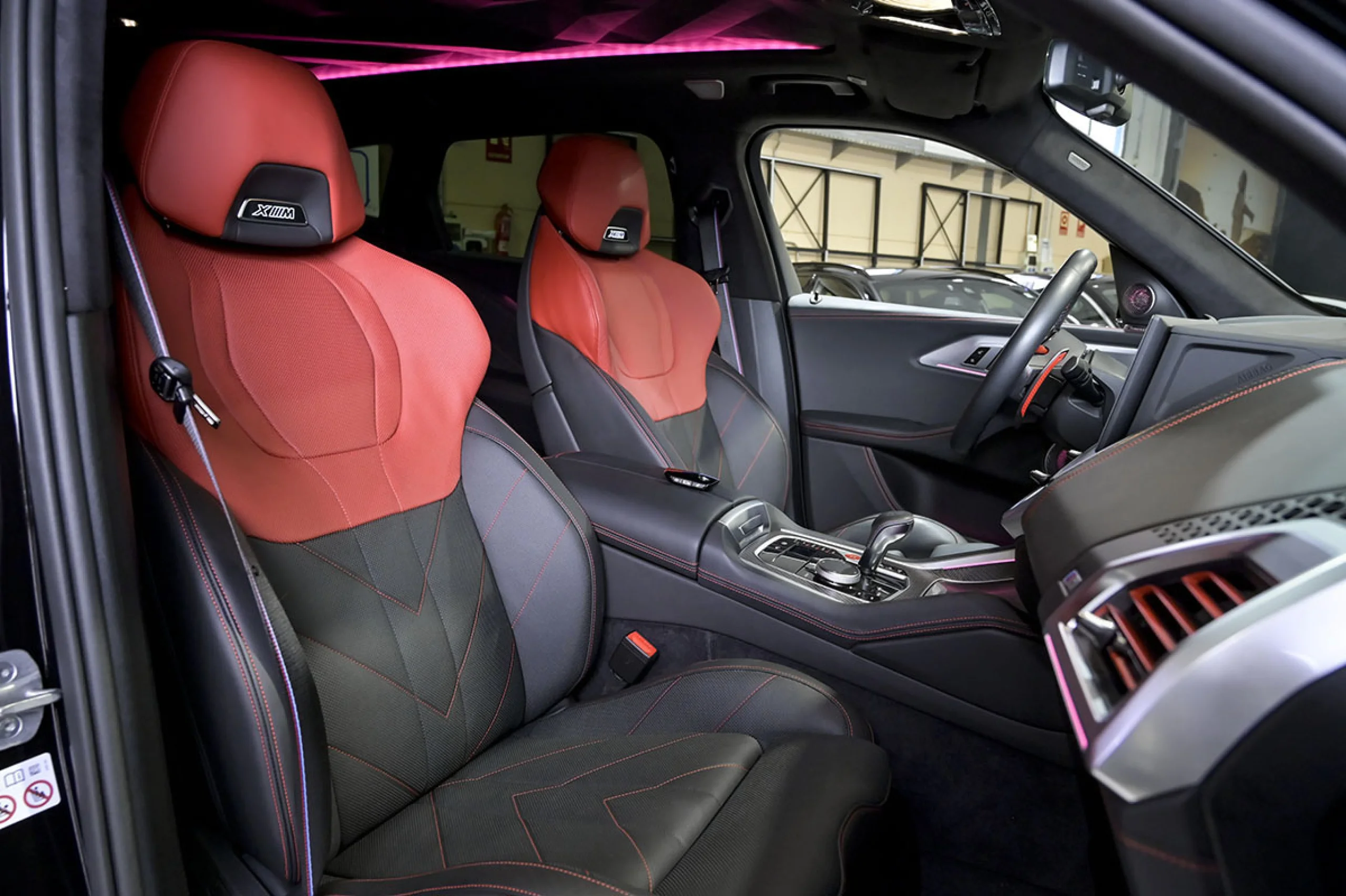 BMW XM XM 550 kW 748 CV Label Red - Foto 33