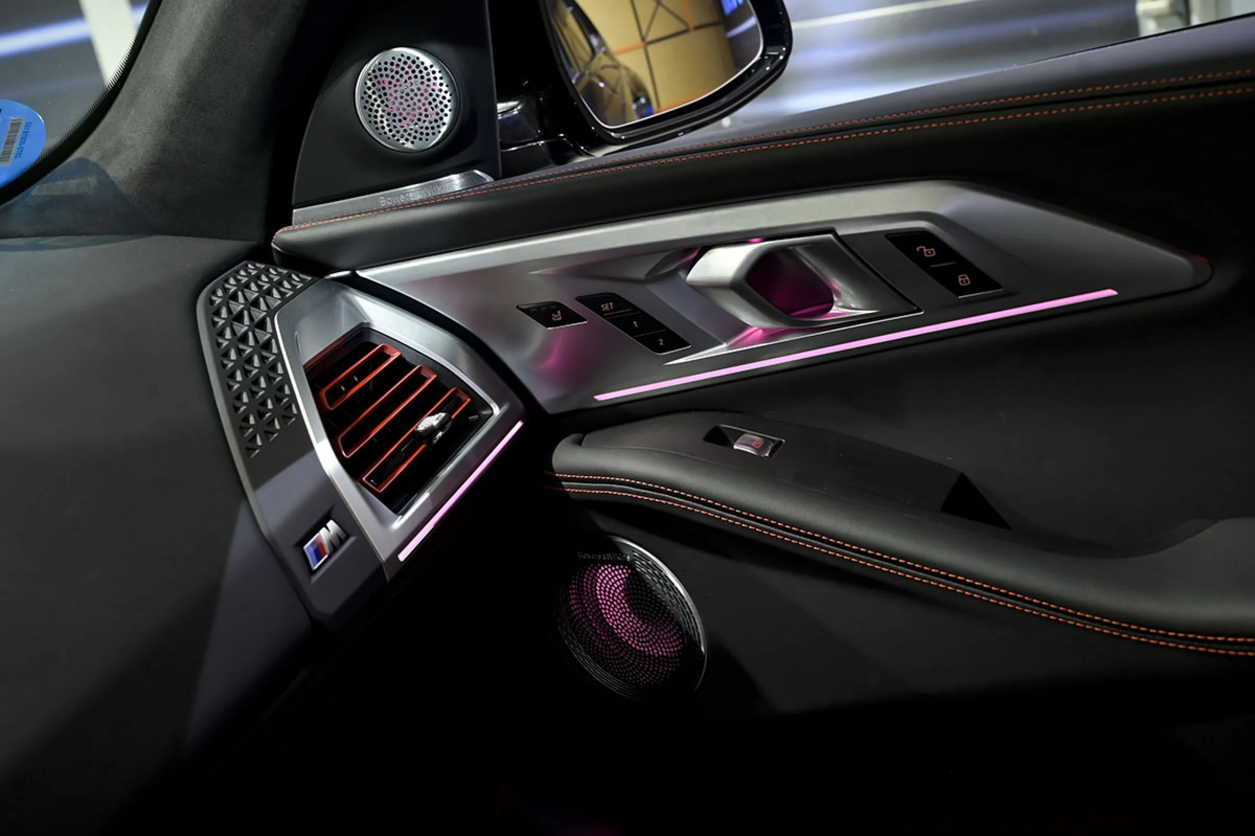 BMW XM XM 550 kW 748 CV Label Red - Foto 47