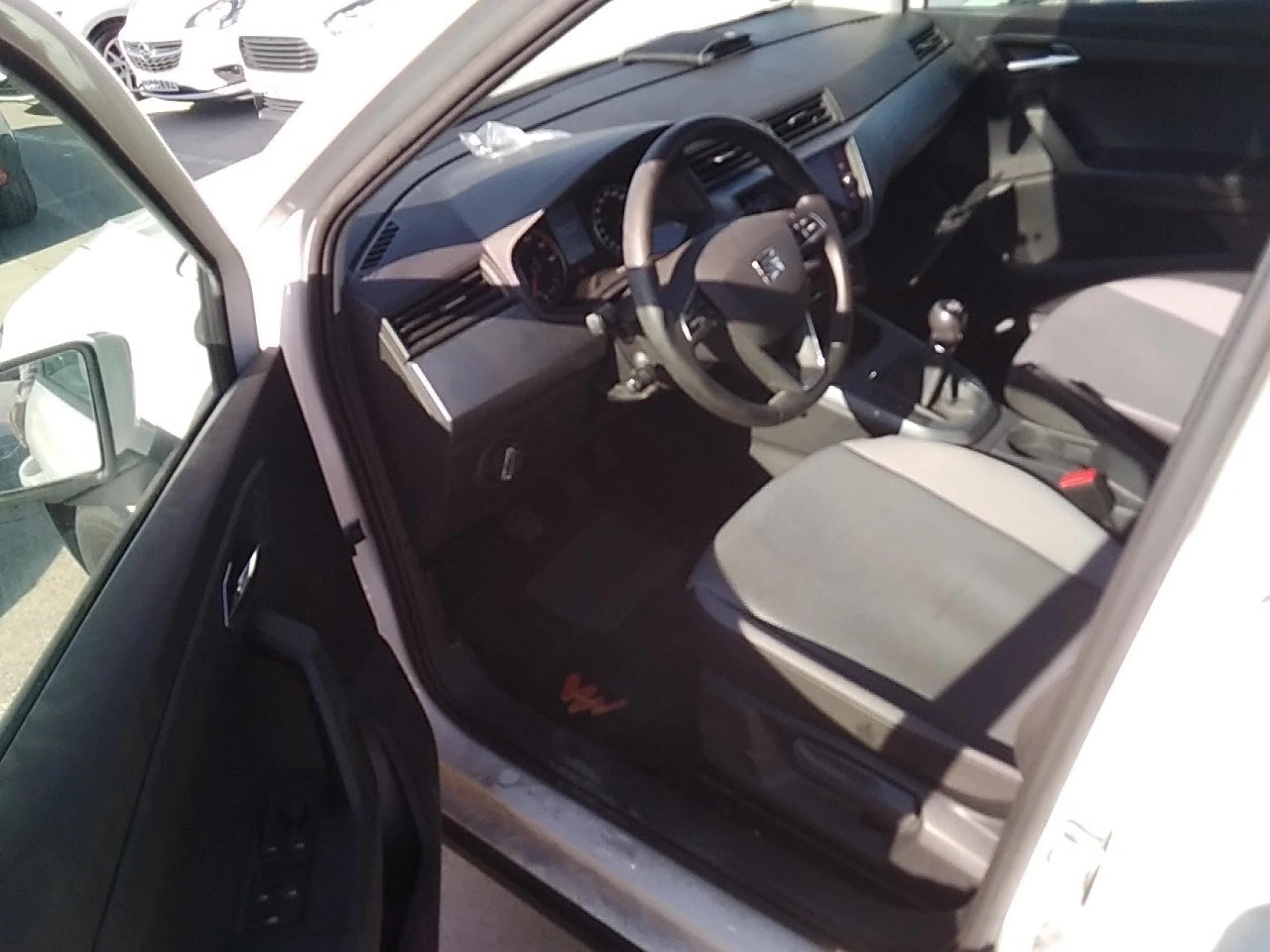 Seat Arona 1.0 TSI 81kW (110CV) Style Go2 - Foto 7