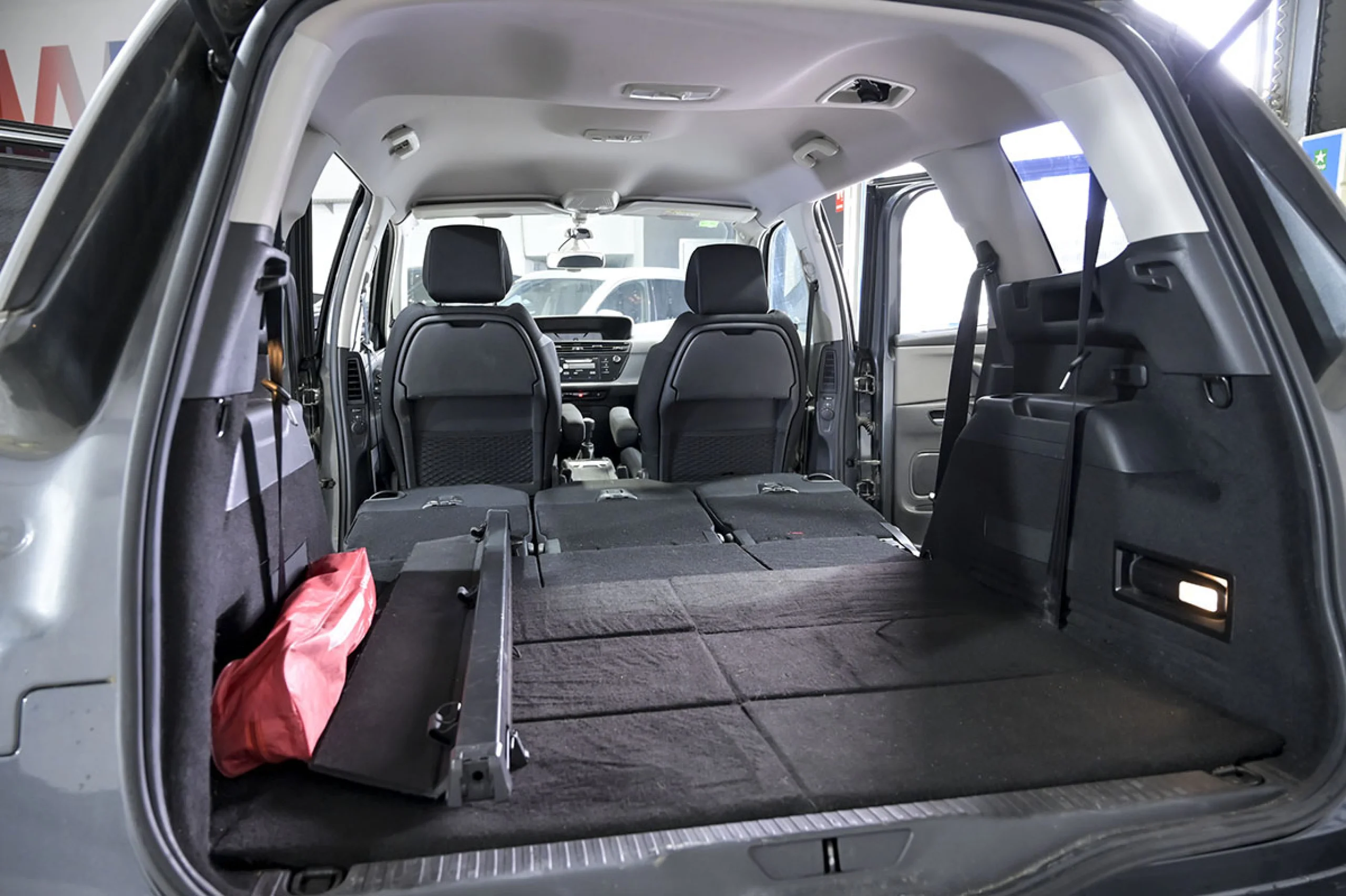 Citroen C4 Grand Picasso C4 Picasso PureTech 130 SS 6v Seduction - Foto 33