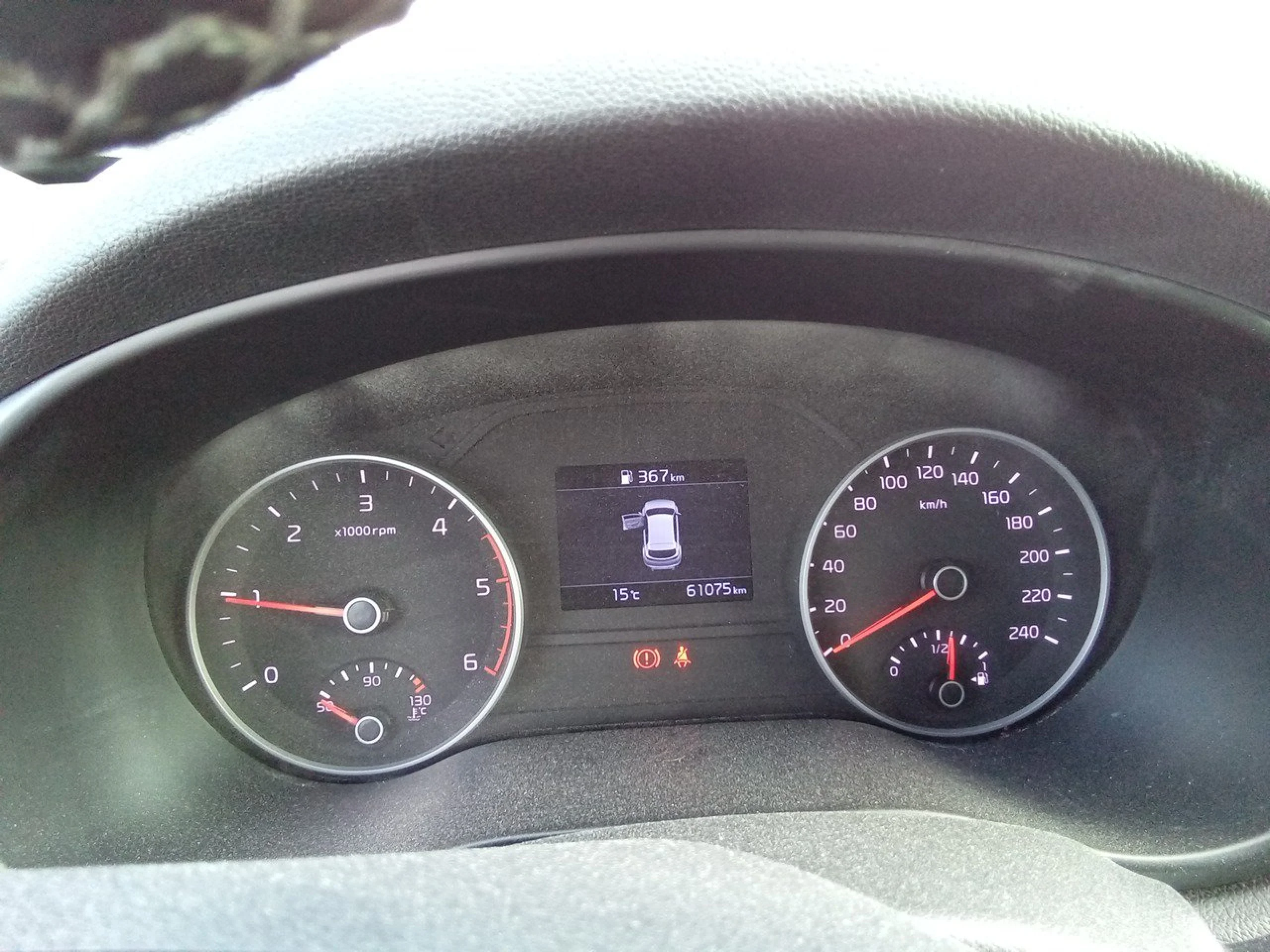 Kia Sportage 1.6 MHEV Business 100kW (136CV) 4x4 - Foto 8