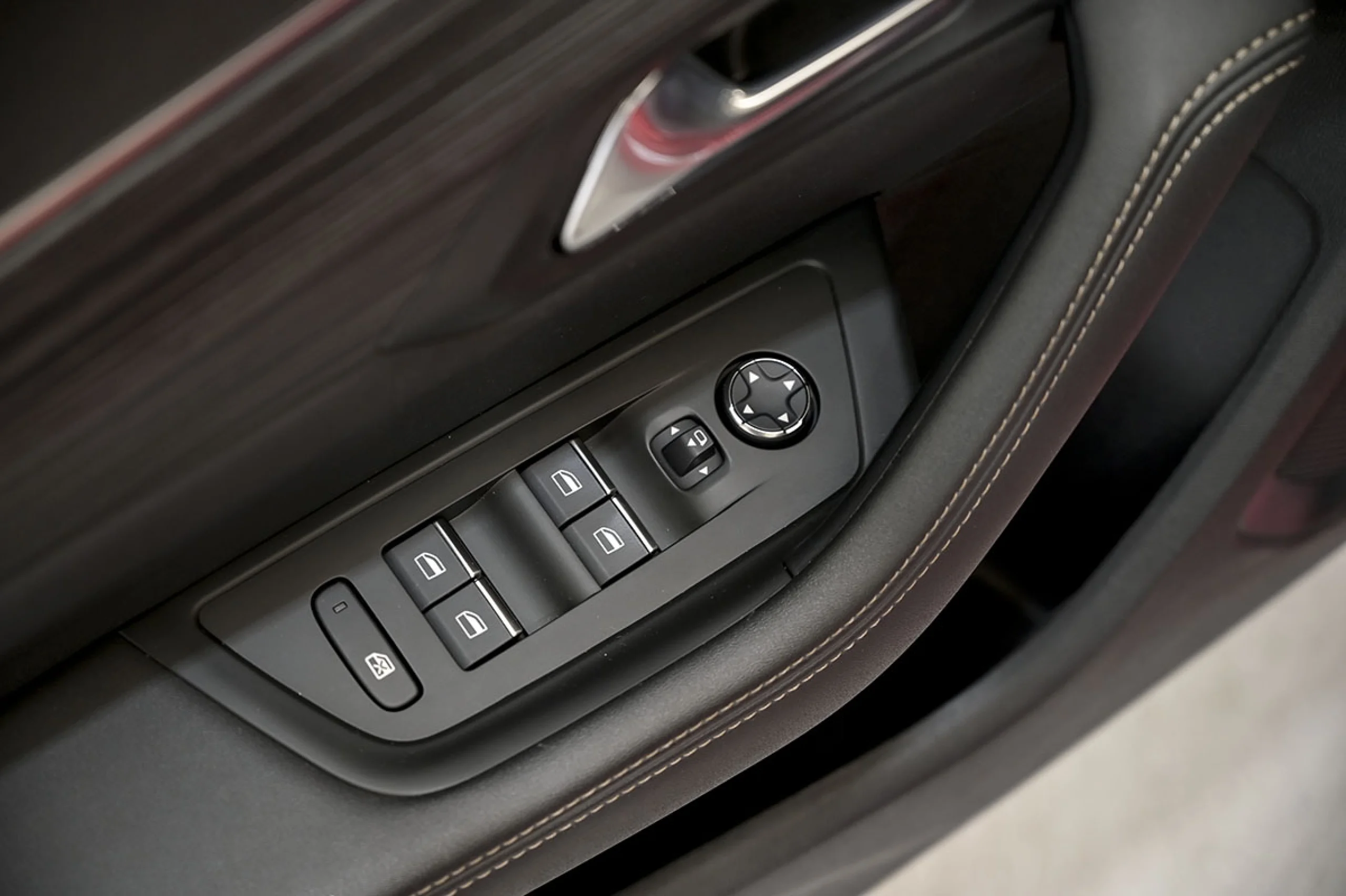 Peugeot 508 Hybrid SW GT HYBRID 225 eEAT8 - Foto 23