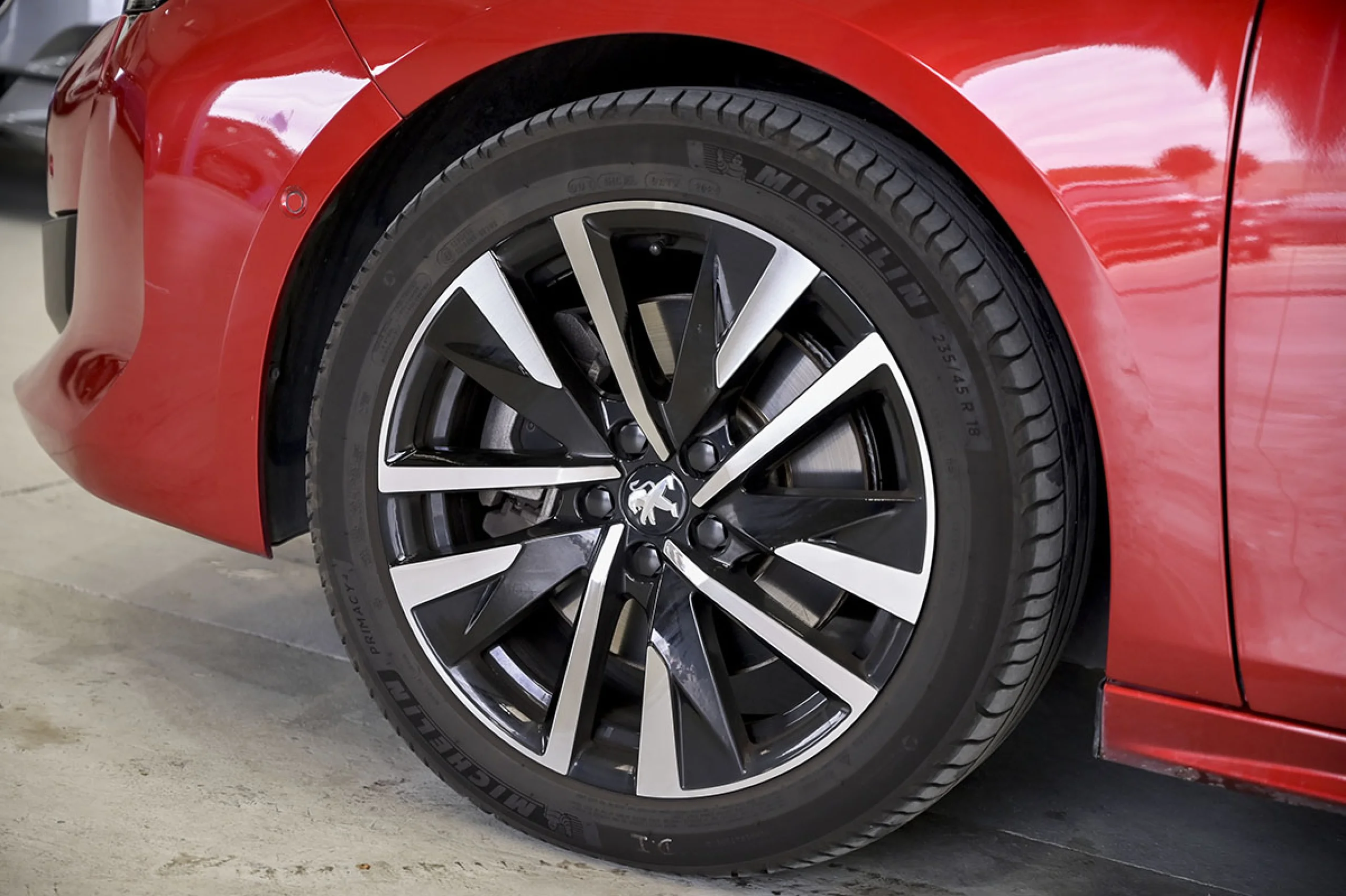 Peugeot 508 Hybrid SW GT HYBRID 225 eEAT8 - Foto 13