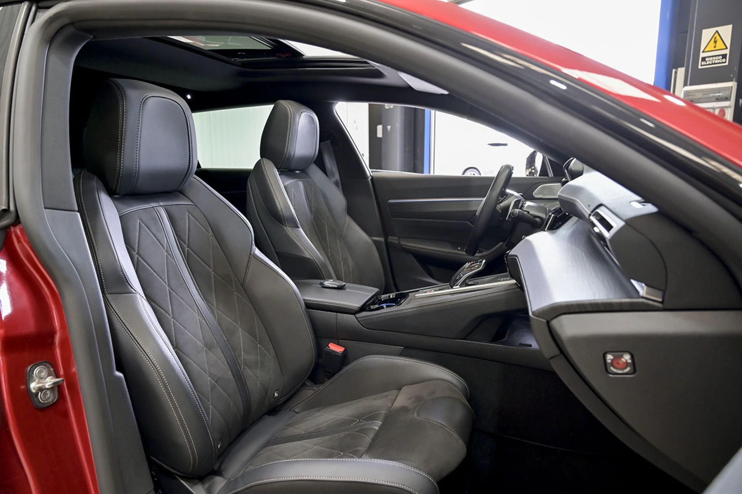 Peugeot 508 Hybrid SW GT HYBRID 225 eEAT8 - Foto 40