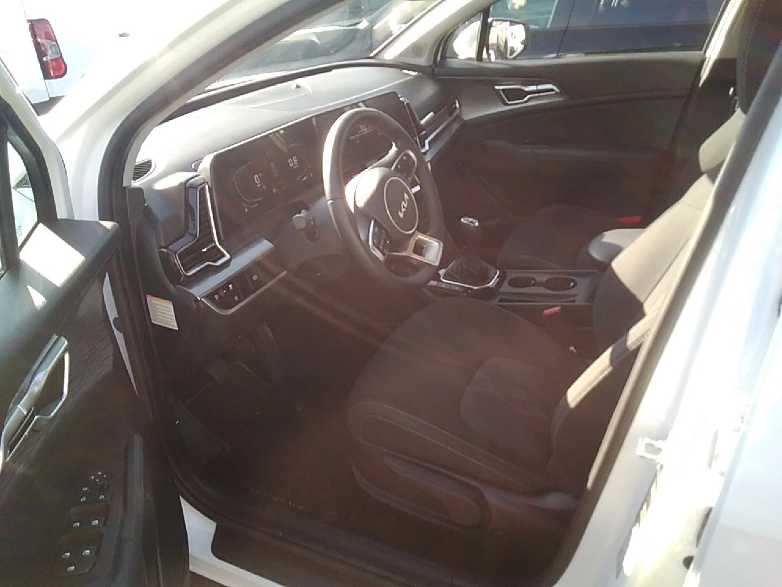 Kia Sportage 1.6 CRDi MHEV 100kW (136CV) Drive 4x2 - Foto 7