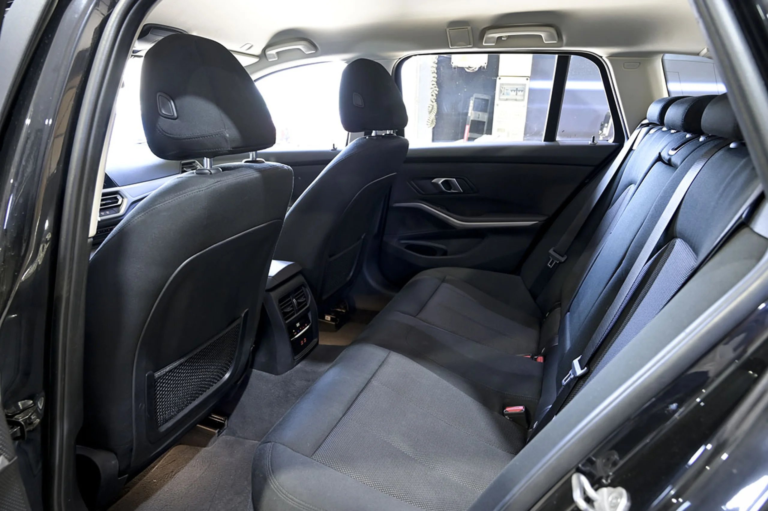 BMW 318 Serie 3 318d Auto.Touring - Foto 16