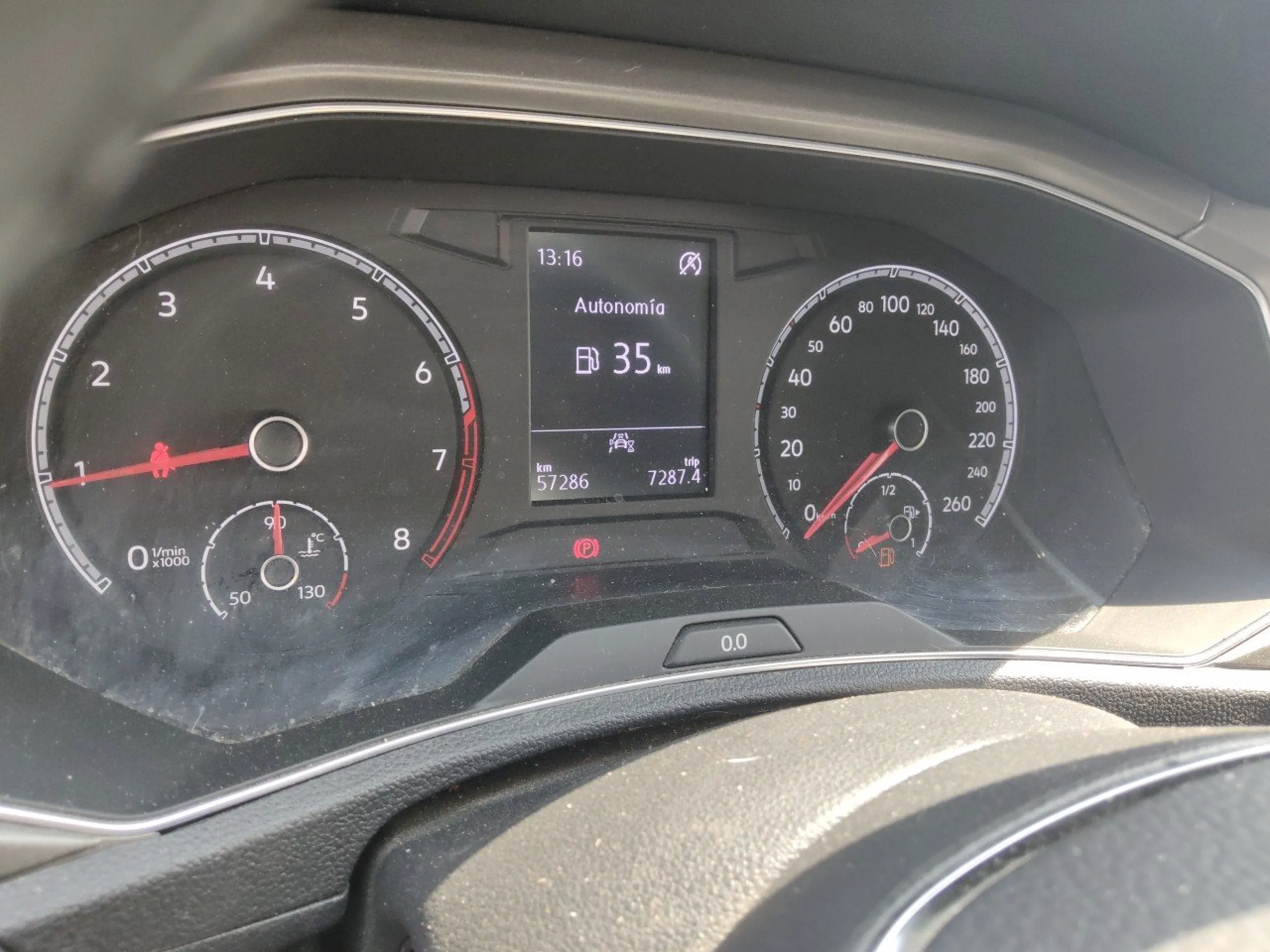 Volkswagen T-Roc Advance 1.0 TSI 81kW (110CV) - Foto 8