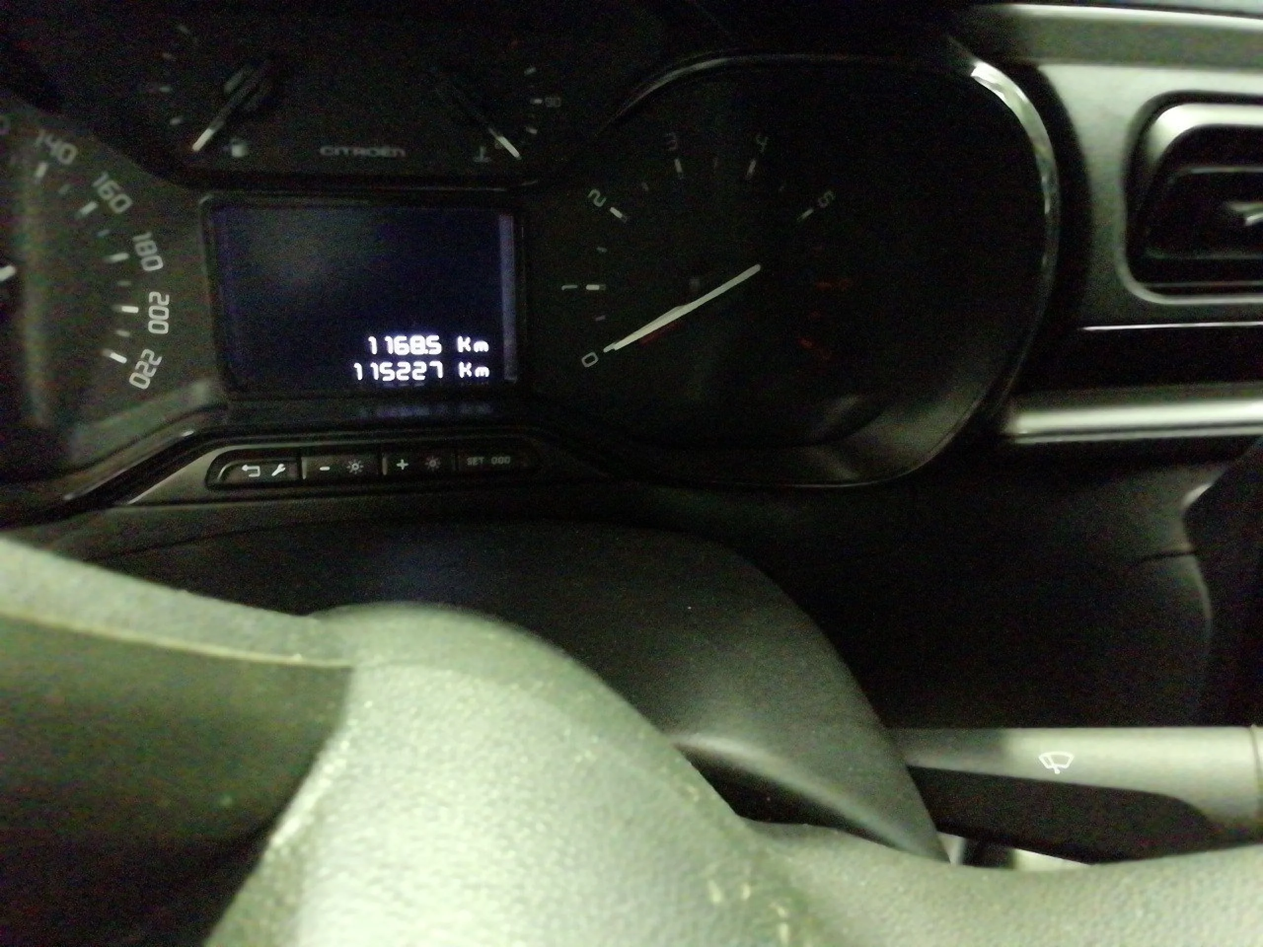 Citroen C3 BlueHDi 73KW (100CV) S&amp;S FEEL - Foto 8