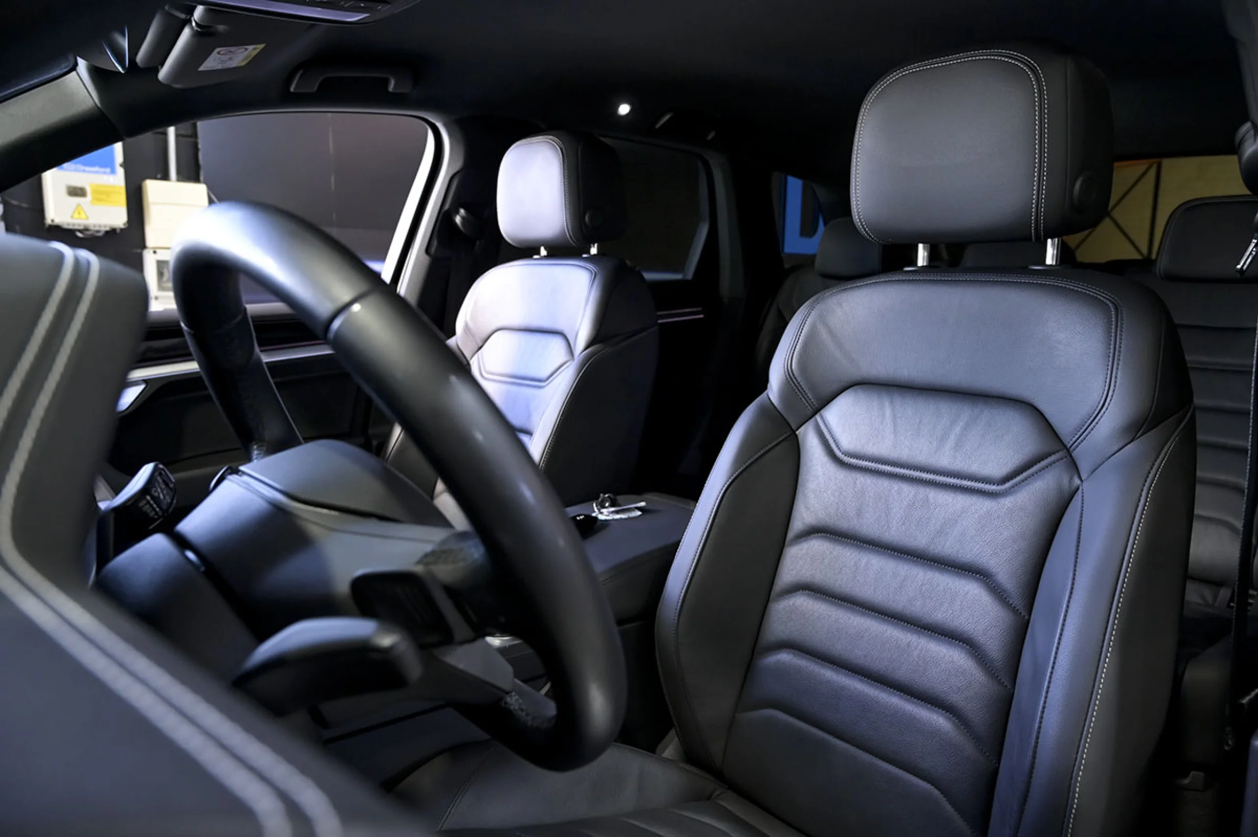 Volkswagen Touareg Prem Eleg 3.0 V6 TDI 210kW Tip 4M - Foto 9