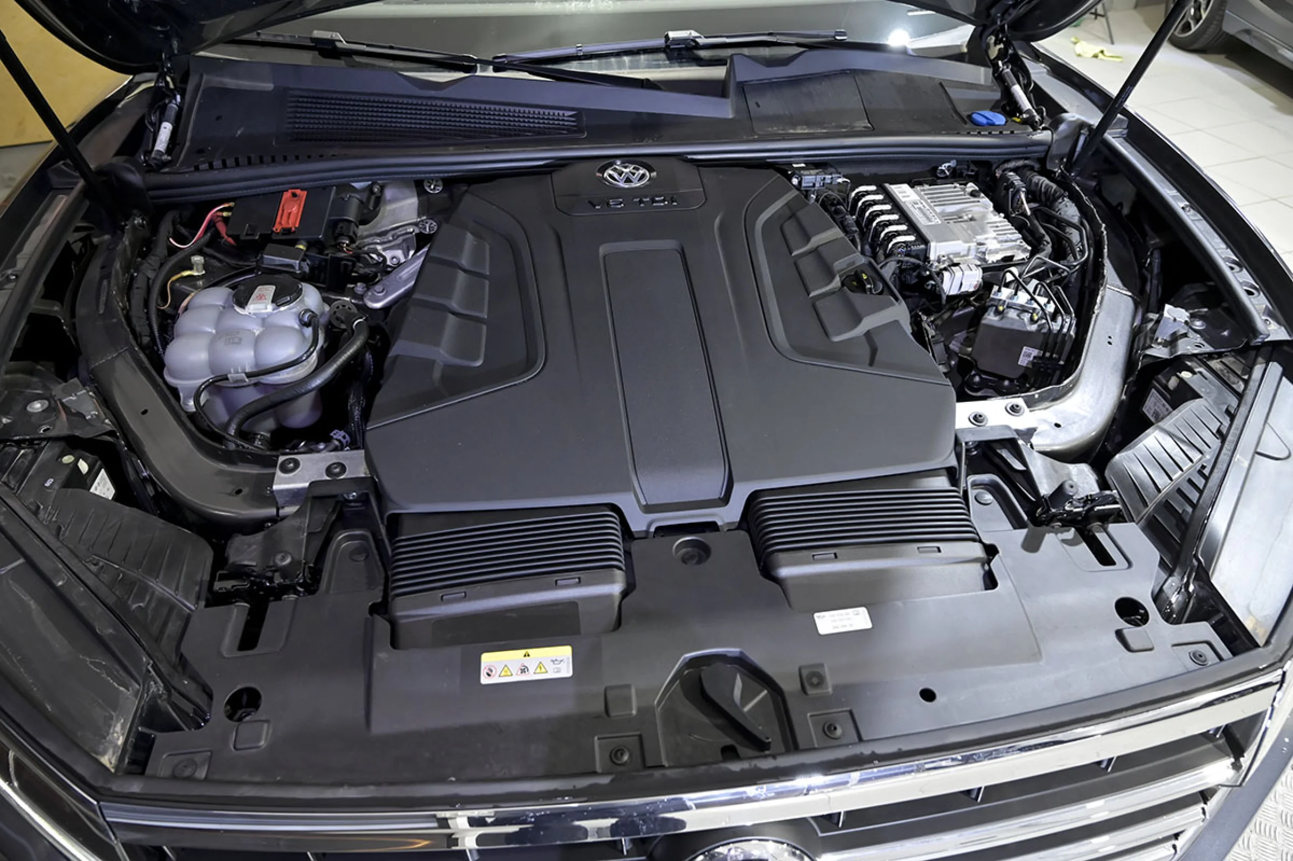 Volkswagen Touareg Prem Eleg 3.0 V6 TDI 210kW Tip 4M - Foto 32