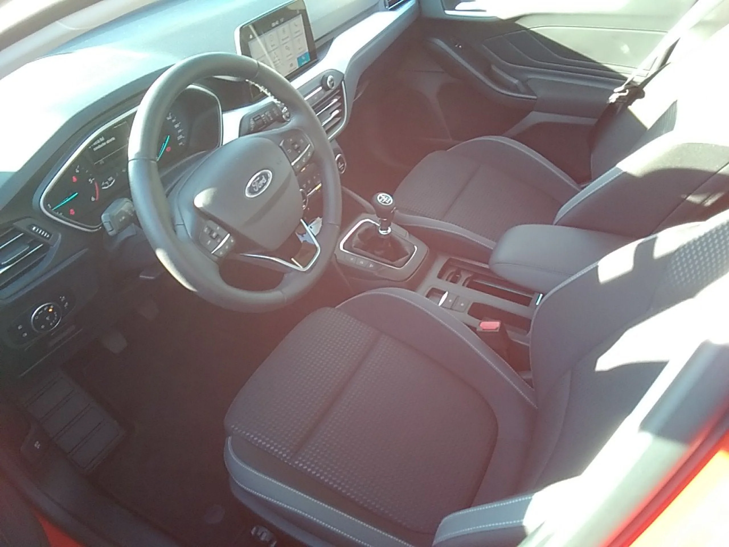 Ford Focus 1.5 Ecoblue 88kW Trend+ - Foto 7