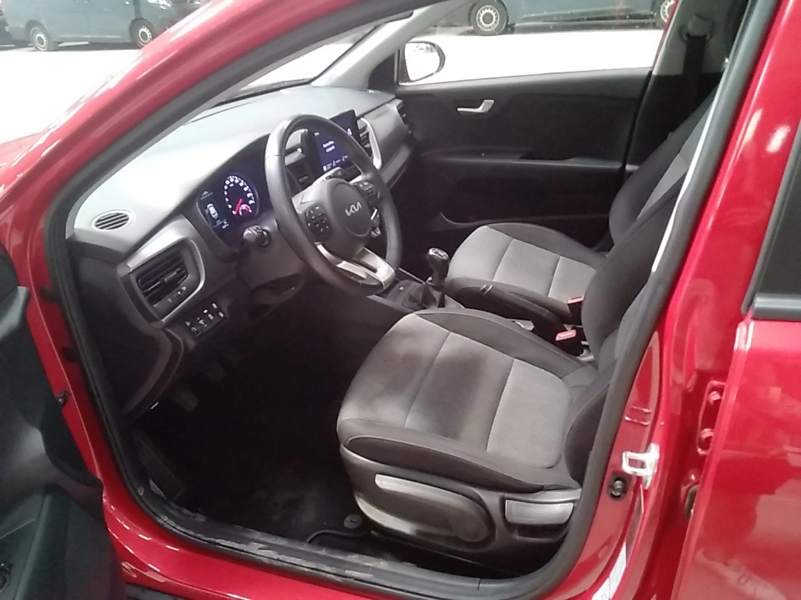 Kia Stonic 1.0 T-GDi 74kW (100CV) MHEV MT Concept - Foto 7