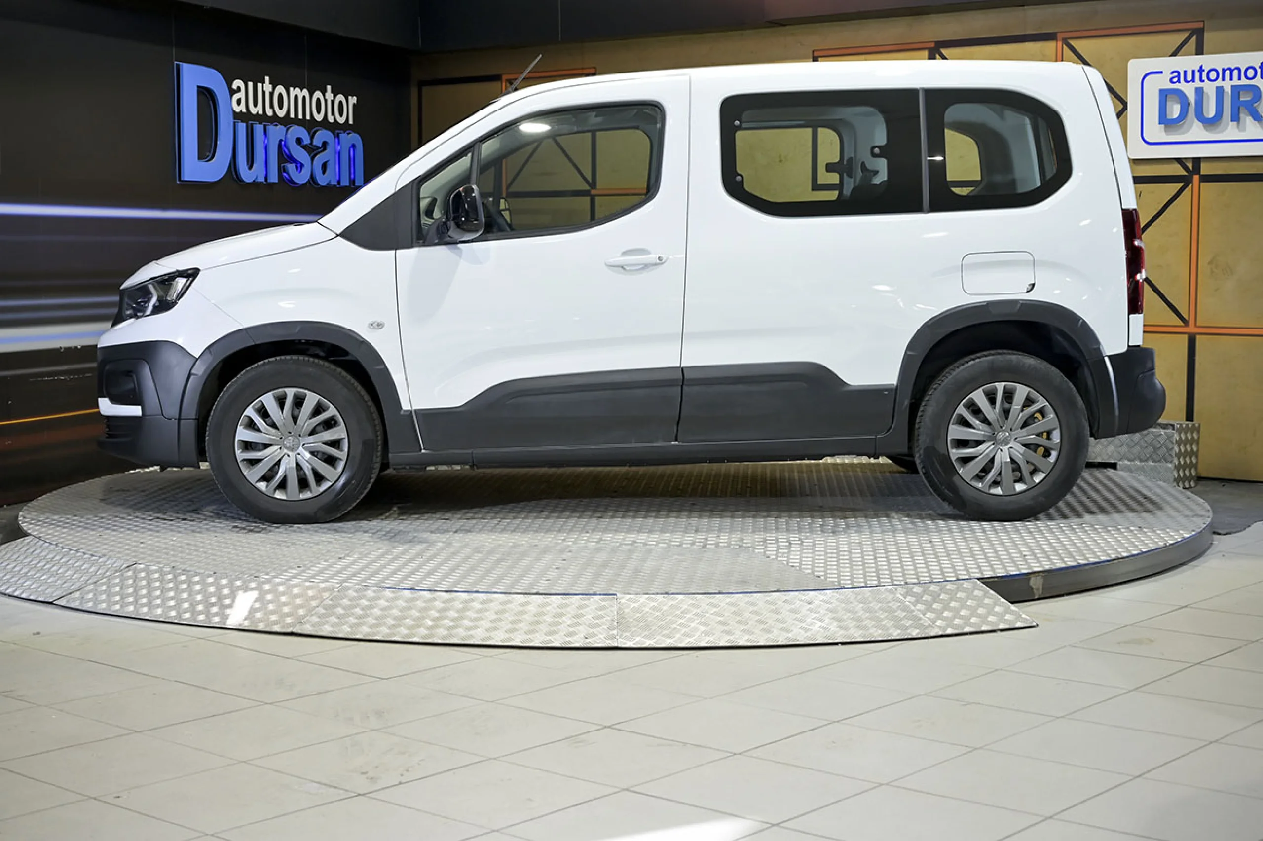 Peugeot Rifter Active Pack Standard BlueHDi 73kW - Foto 15