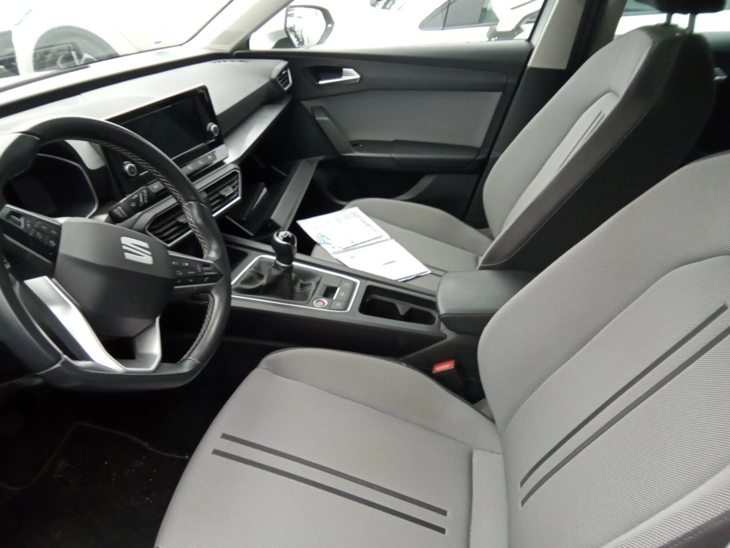 Seat Leon 2.0 TDI 85kW S&amp;S Style Go - Foto 7